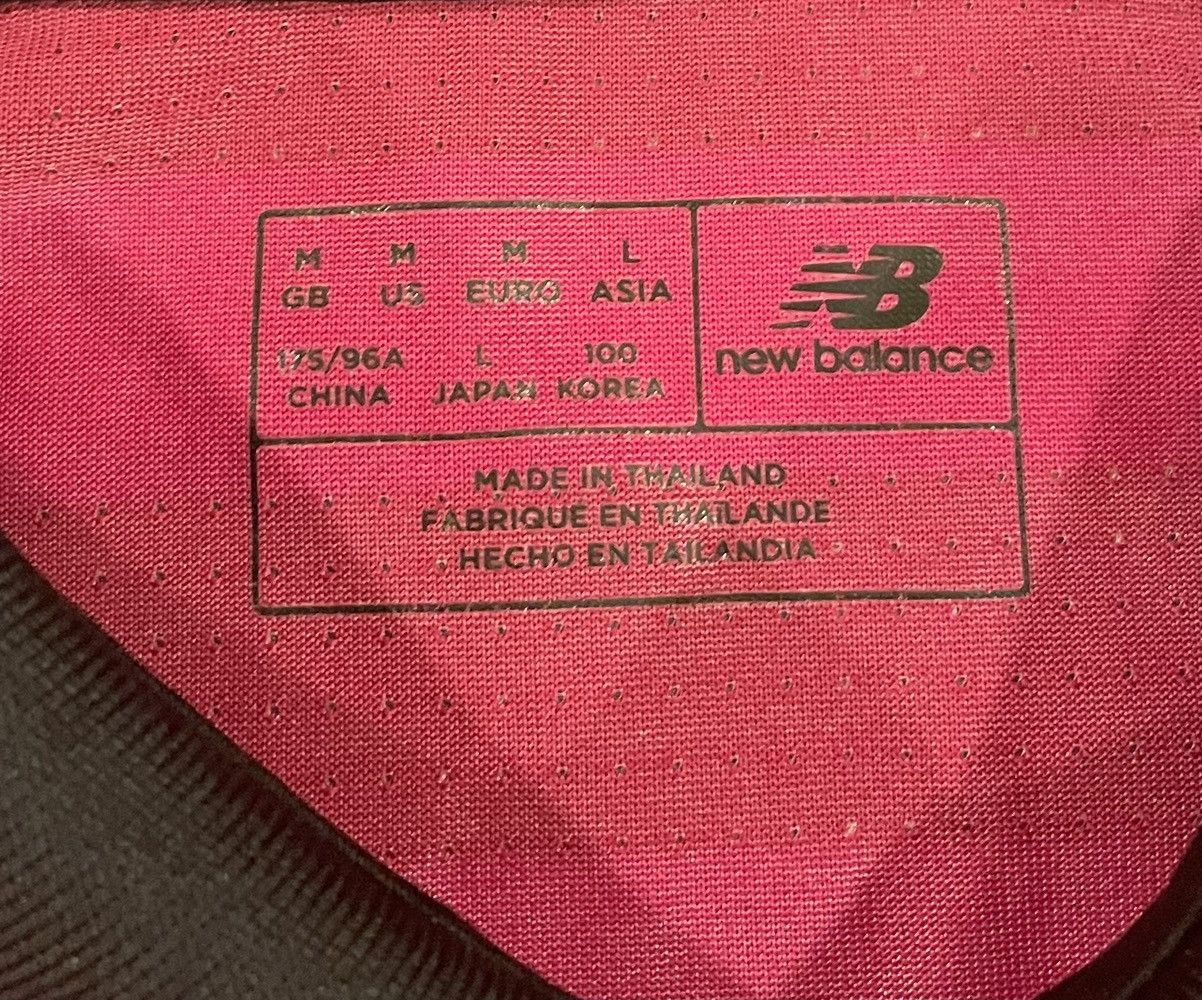 New Balance New Balance 2016/17 Celtic Soccer Jersey Pink Men’s Medium Size US M / EU 48-50 / 2 - 4 Thumbnail
