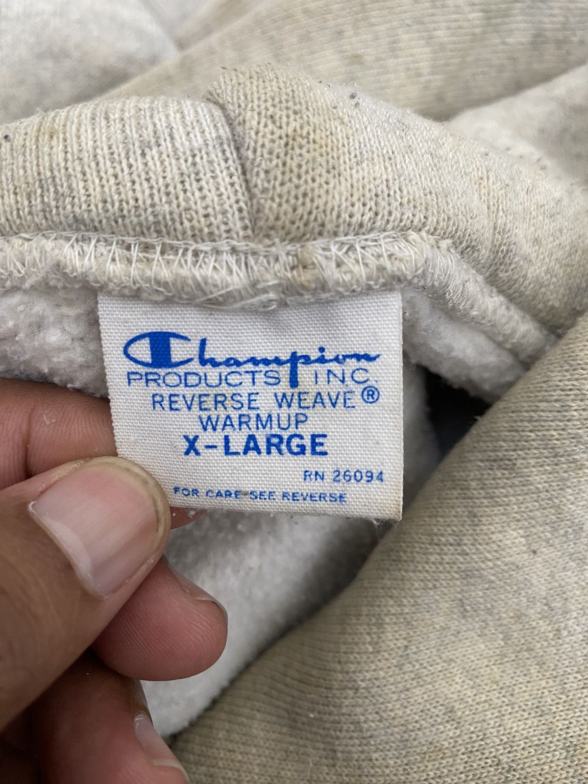 Champion × Vintage THRASHED VINTAGE CHAMPION HOODIES REVERSE WEAVE RIPPED Size US XL / EU 56 / 4 - 6 Thumbnail