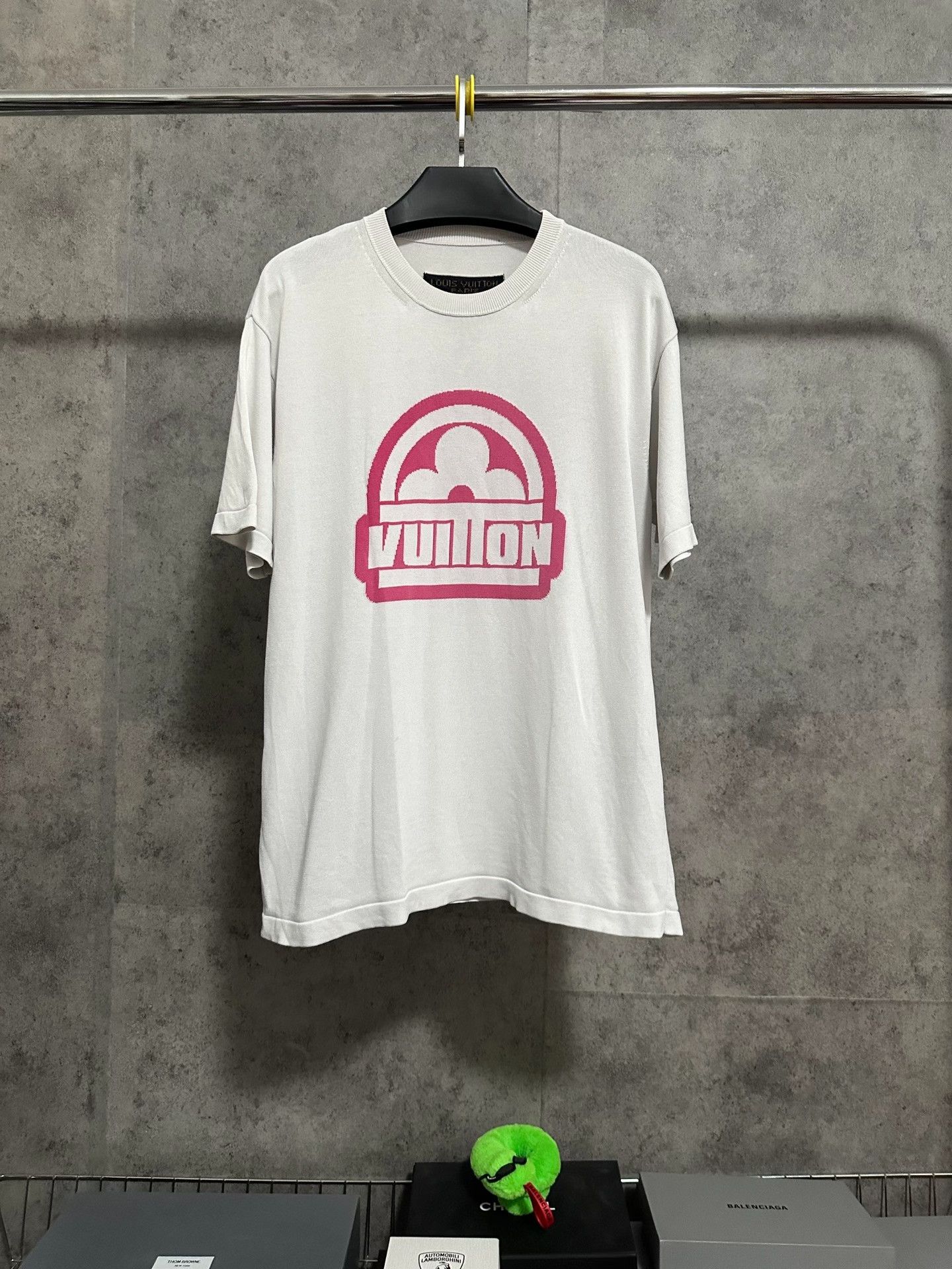 Louis Vuitton Louis Vuitton Intarsia Logo Knit T-Shirt M Size US M / EU 48-50 / 2 - 1 Thumbnail