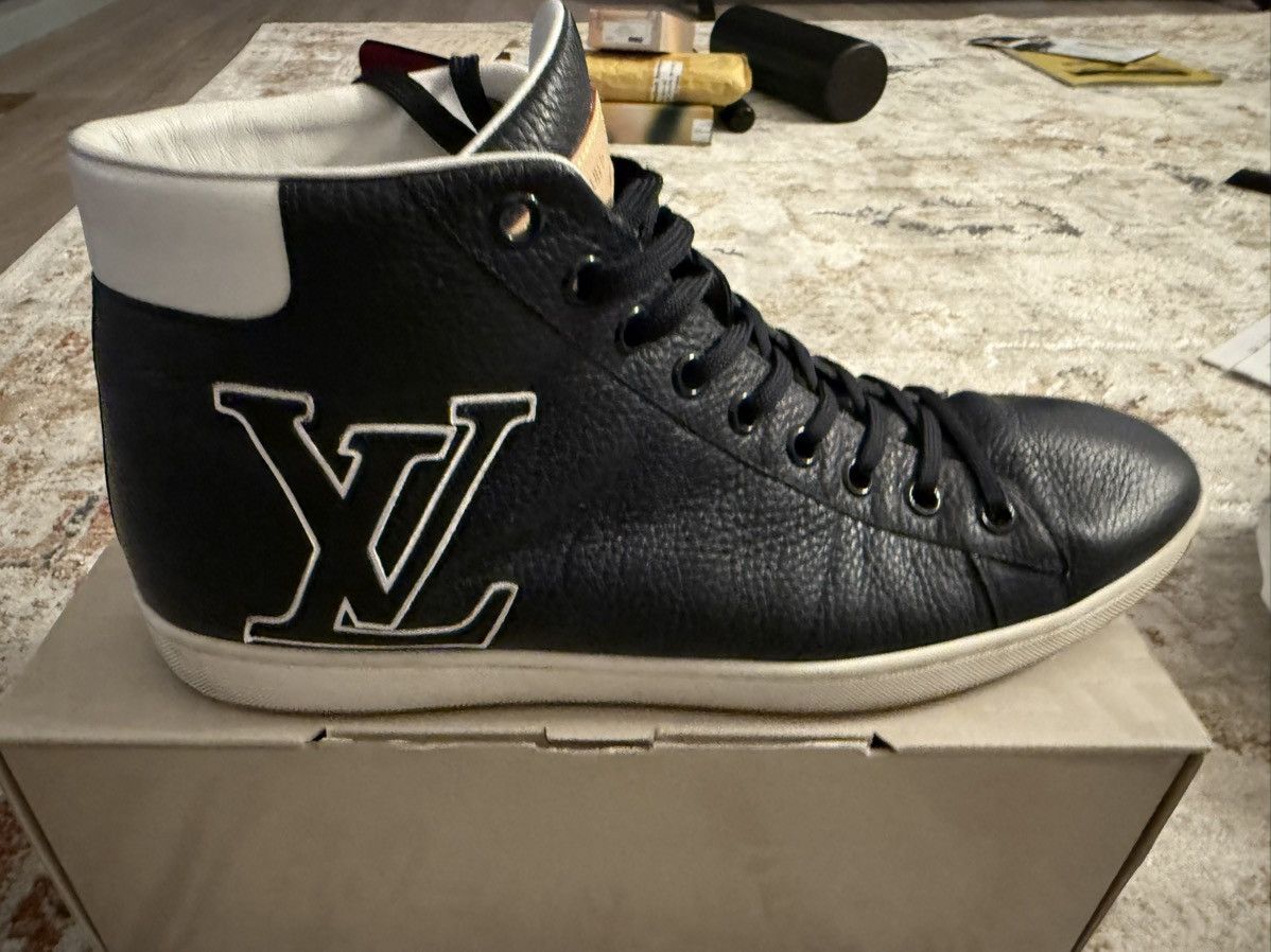 Louis Vuitton Louis Vuitton high top leather sneakers Size US 12 / EU 45 - 5 Thumbnail