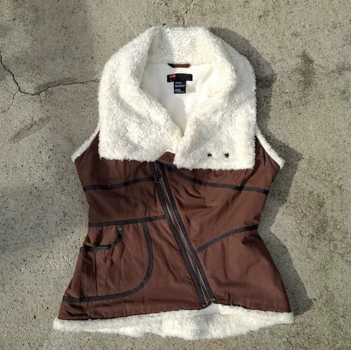 Diesel Diesel Vintage Wool Vest Size US S / EU 44-46 / 1 - 1 Thumbnail