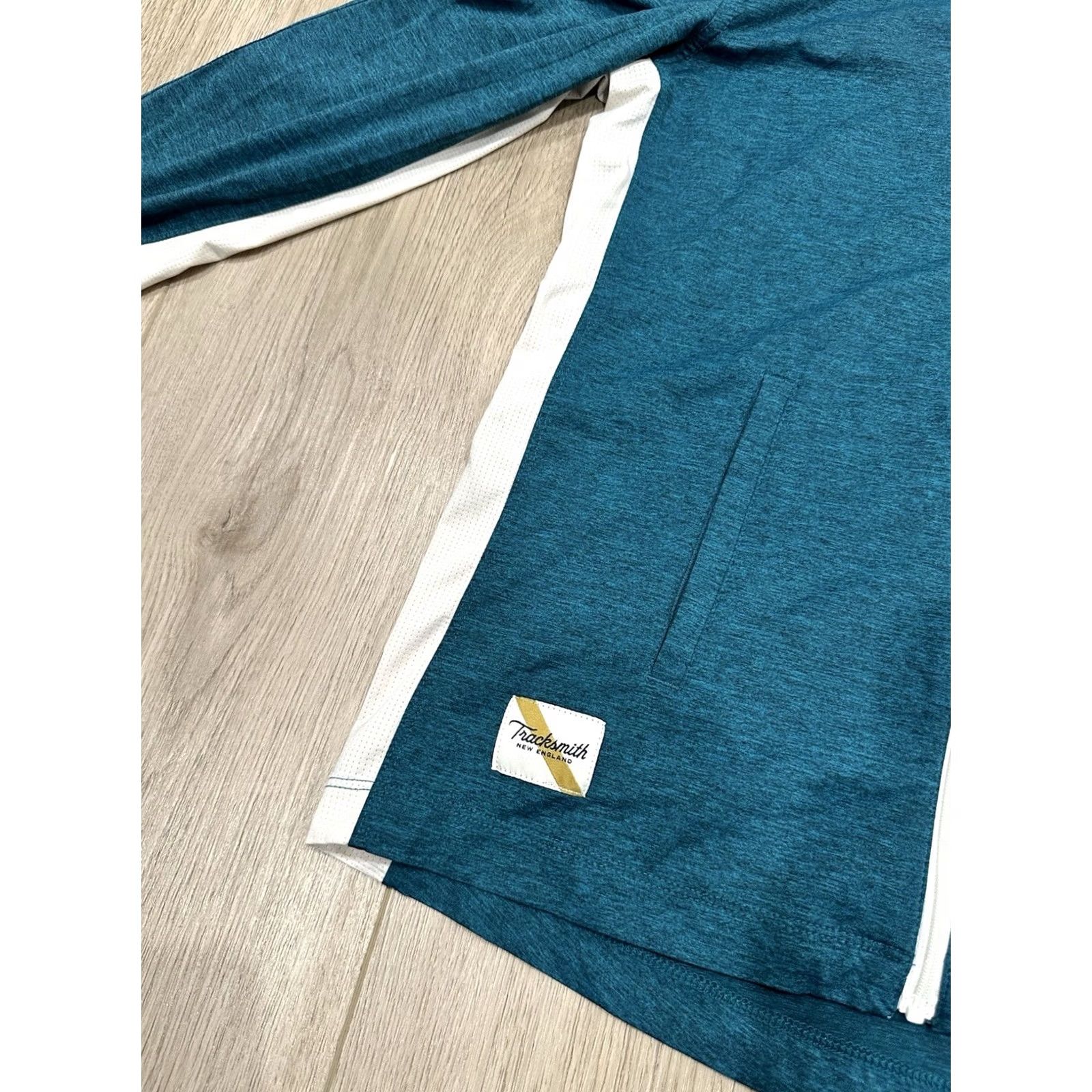 Vintage VINTAGE Tracksmith Chiltern Jacket Woman’s Size Small Full Zip Hoodie Size S / US 4 / IT 40 - 5 Thumbnail