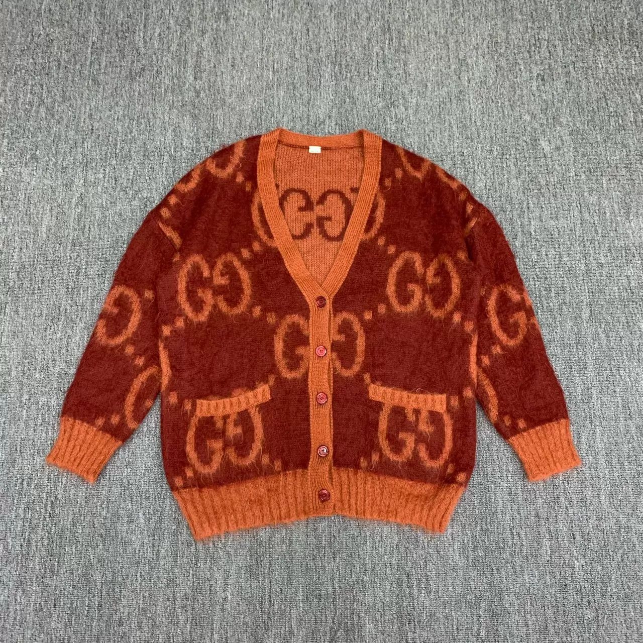 Gucci Gucci double-faced full logo mohair cardigan XS 95 new Size XS / US 0-2 / IT 36-38 - 1 Thumbnail