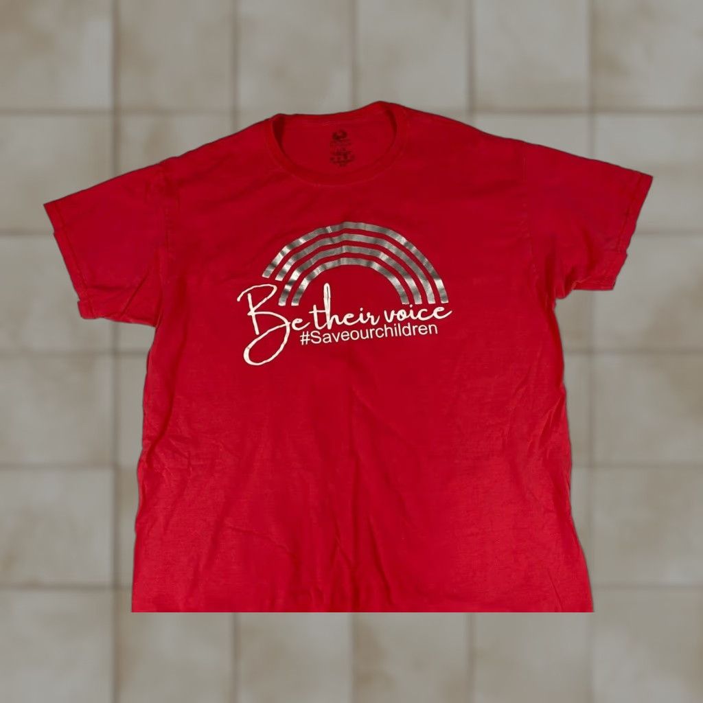 Fruit Of The Loom Save Children Mens T-Shirt L Red Cotton Logo Crew Neck Short Sleeve Vintage: No Size US L / EU 52-54 / 3 - 1 Thumbnail