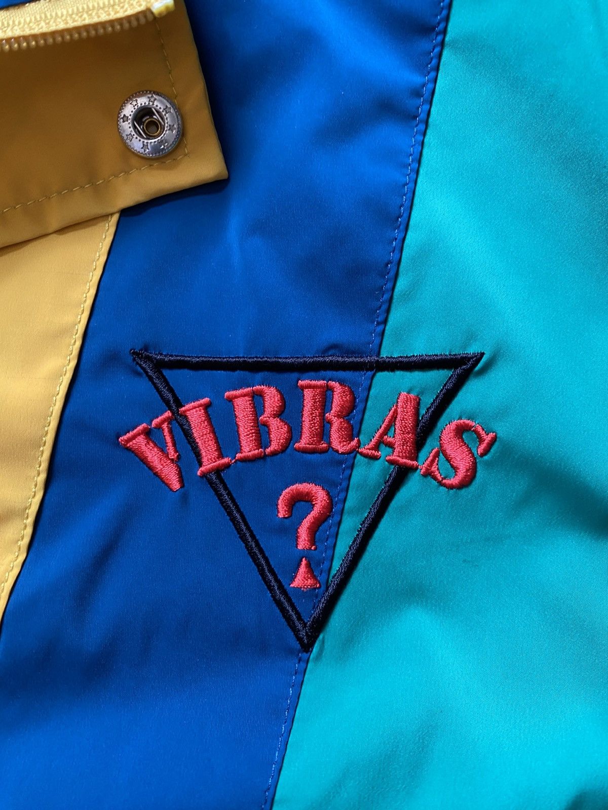 Guess Guess x J Balvin Vibras Retro Windbreaker Nylon Logo Jacket Size US L / EU 52-54 / 3 - 4 Thumbnail