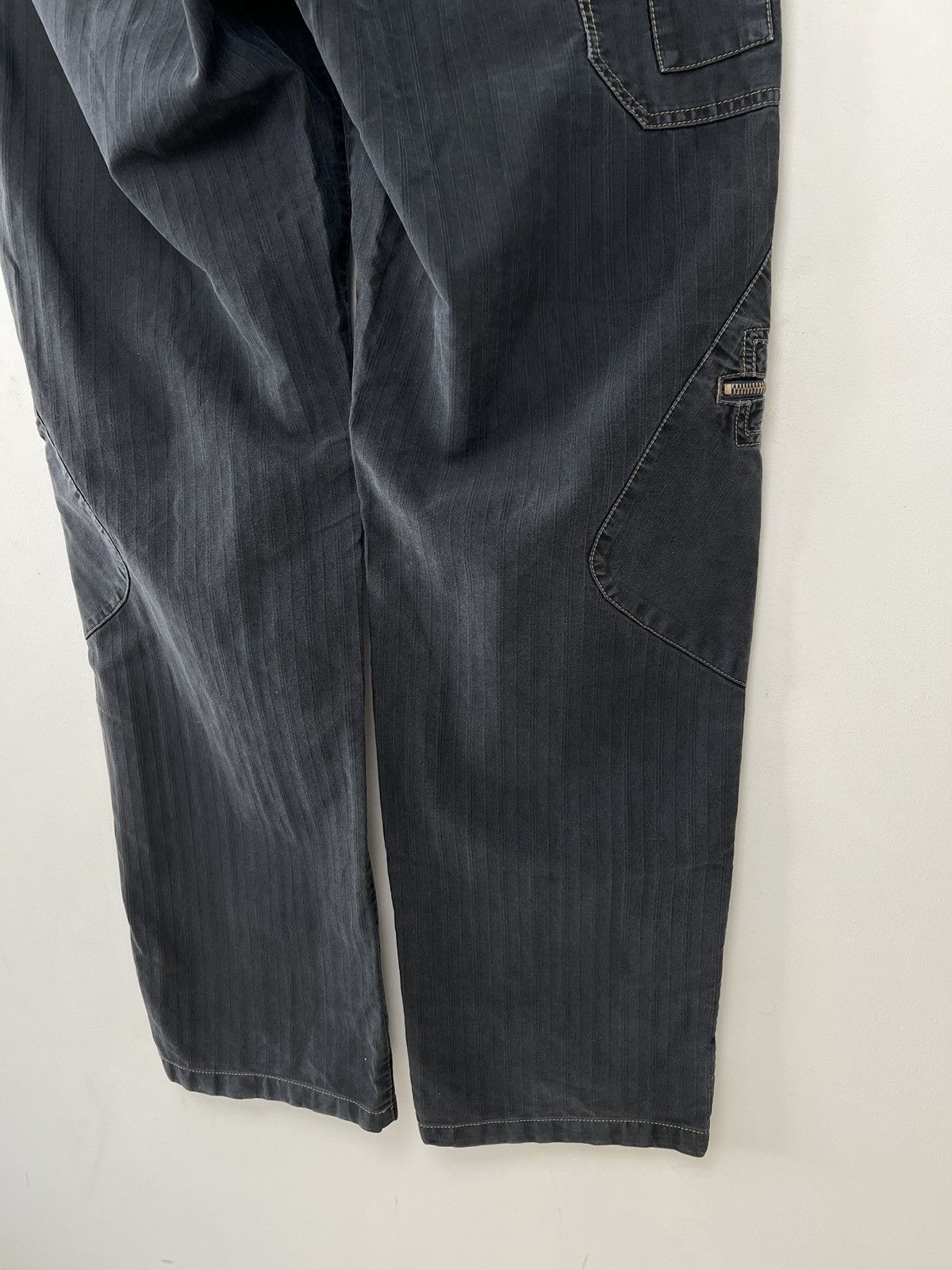 Giorgio Armani armani y2k multipocket washed cargo pants Size US 38 / EU 54 - 16 Thumbnail