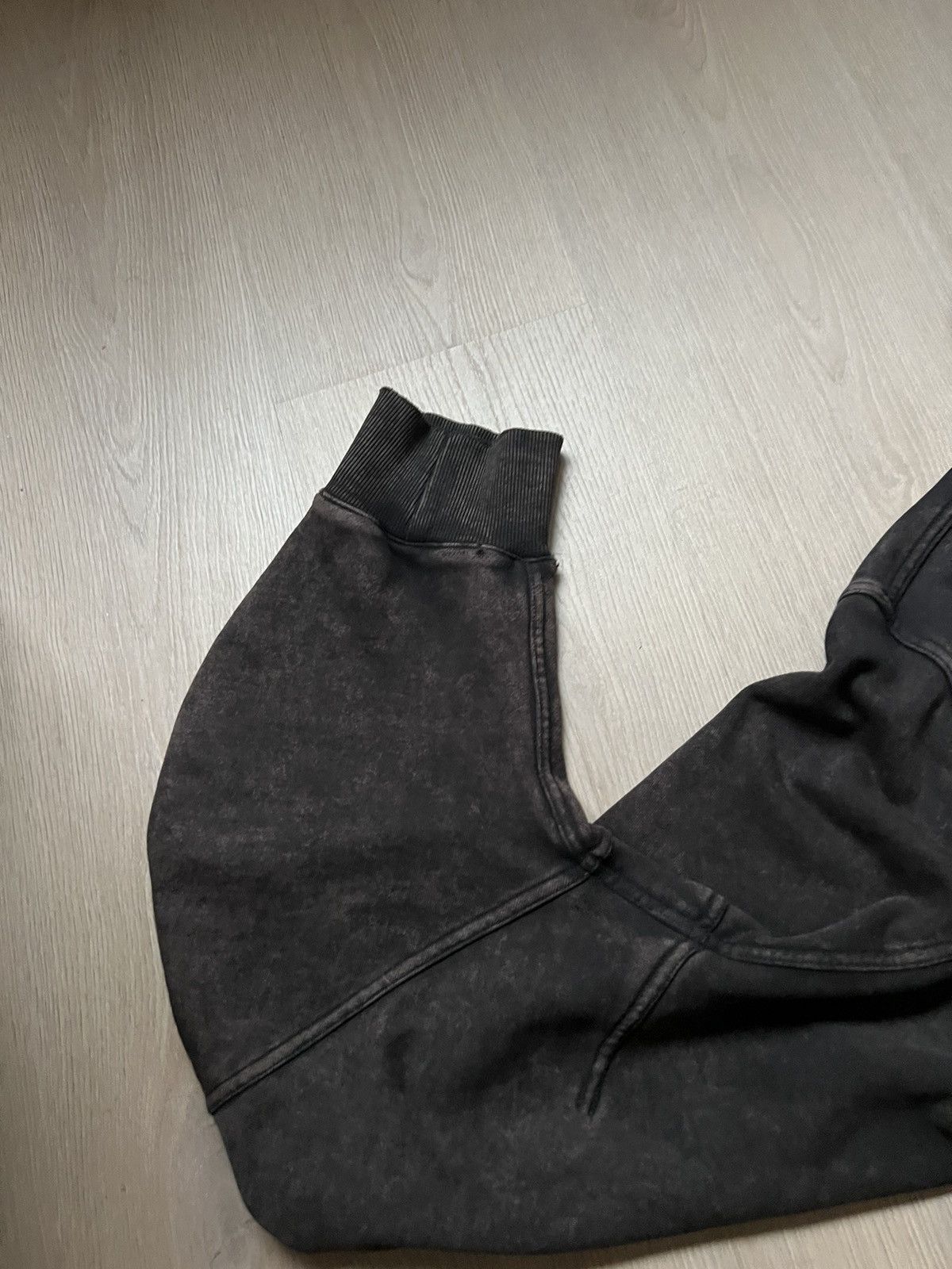 H&M GLENN MARTENS x H&M LIMITED CROPPED HOODIE Size US L / EU 52-54 / 3 - 18 Thumbnail