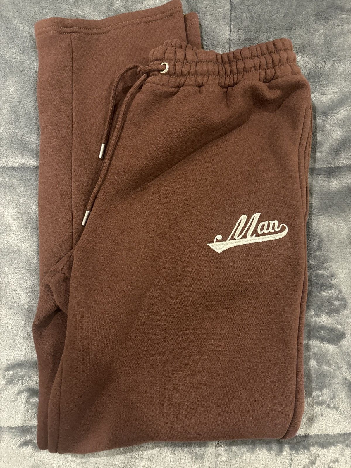 Boohoo boohooMan brown sweatpants Size US 33 - 1 Thumbnail