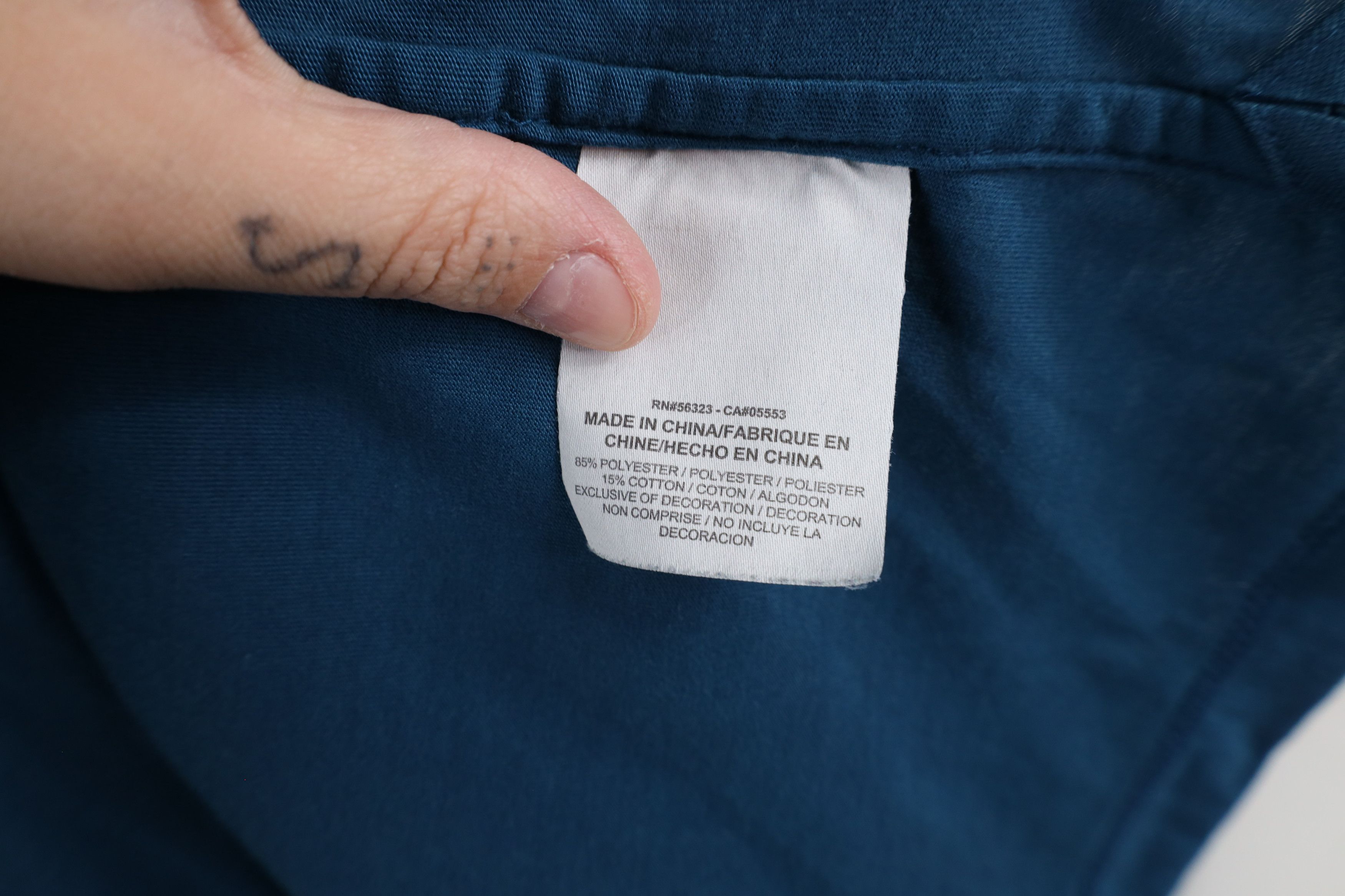 Nike × Vintage Nike Dri-Fit Tailwind Short Sleeve V-Neck T-Shirt Size US XXL / EU 58 / 5 - 9 Thumbnail