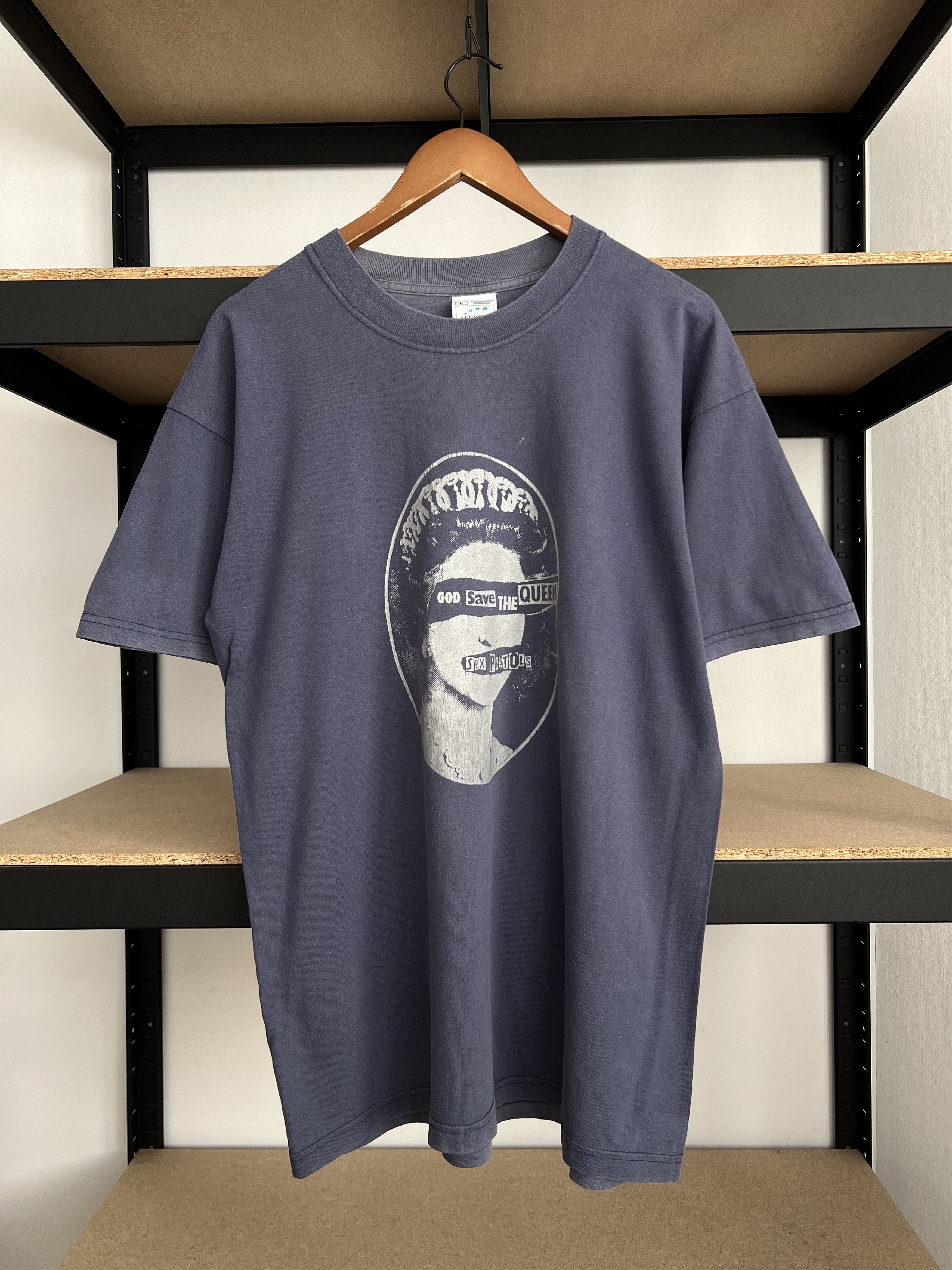 Vintage 90s Sex Pistols God Save The Queen Punk Rock Tshirt