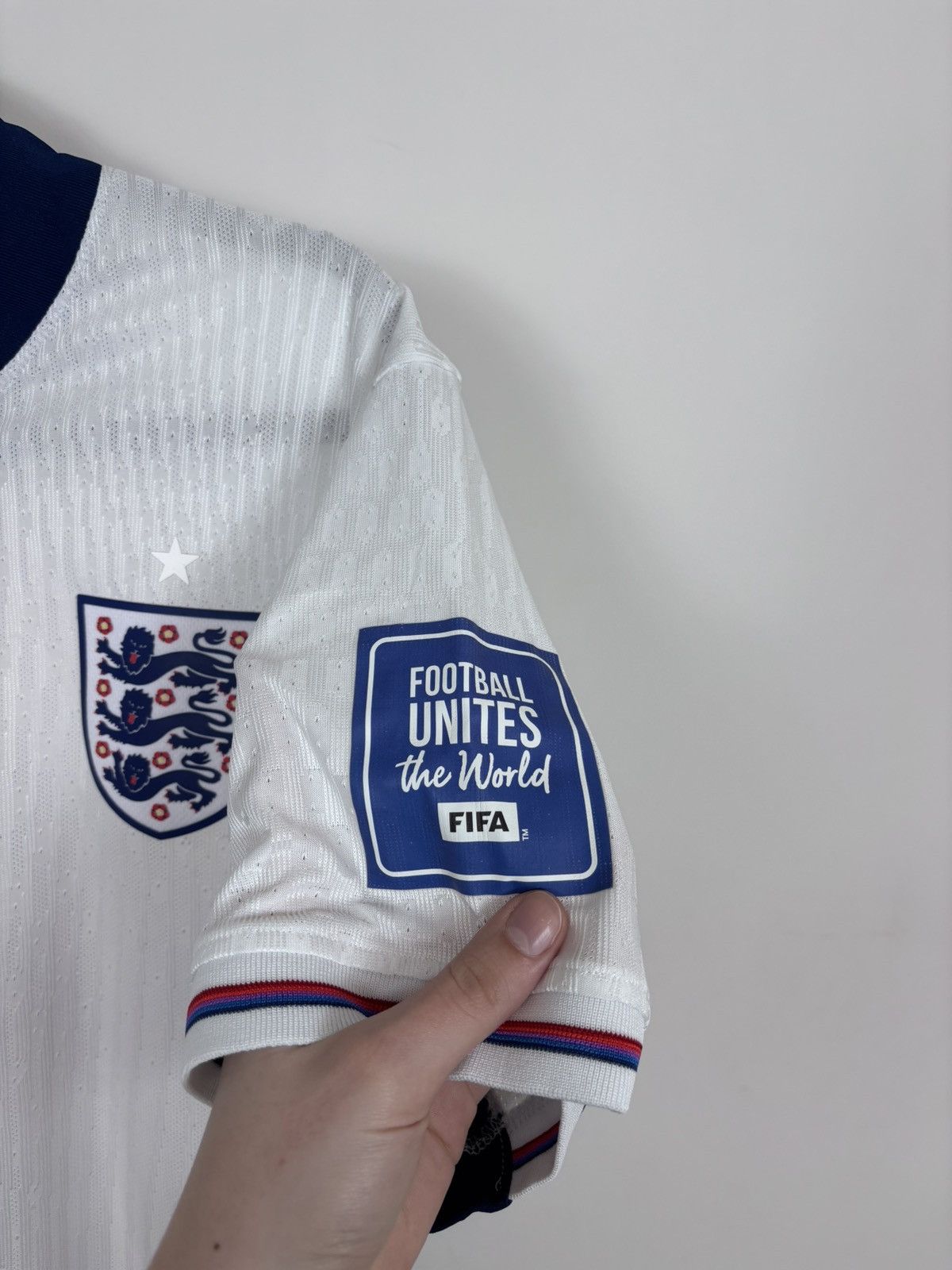 Nike Nike England 2024 Home Sterling #10 Football Soccer Jersey Size US S / EU 44-46 / 1 - 9 Thumbnail