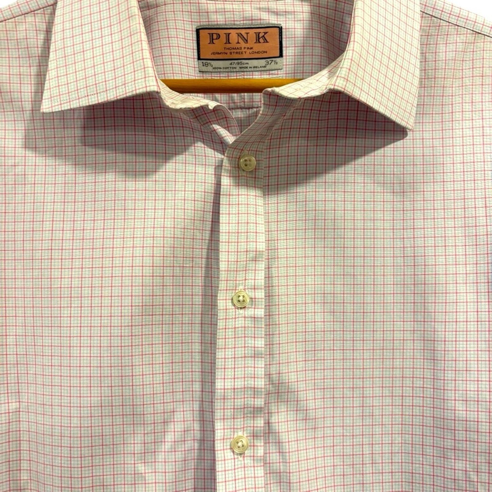 Thomas Pink THOMAS PINK Men’s Dress Shirt, white and pink Size US M / EU 48-50 / 2 - 3 Thumbnail