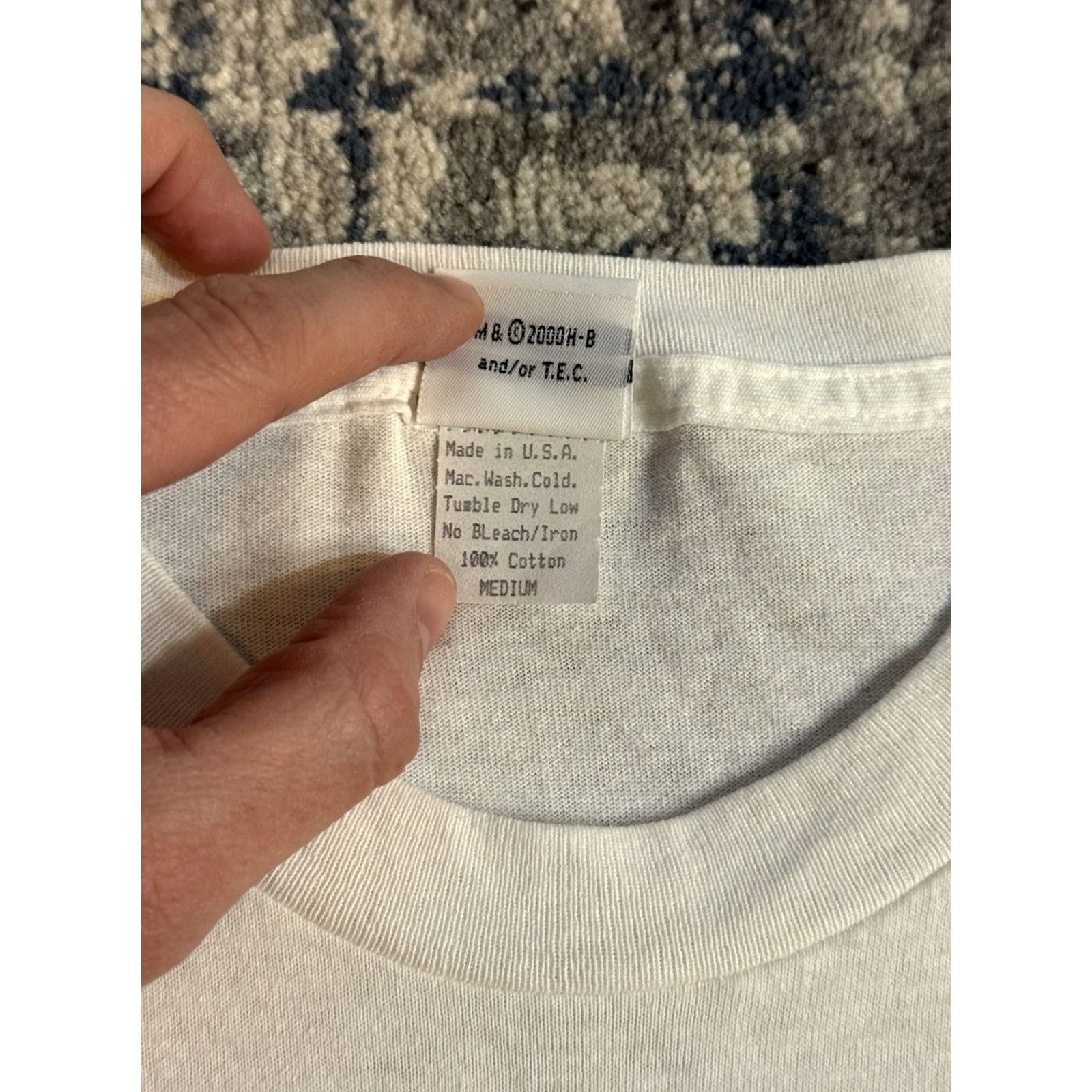Vintage VINTAGE Hanna-Barbera Scooby-Doo T-Shirt M Men White 2000s Hippe Love Cartoon Rock Logo 2000-2009 Mens Shorts Sleeve Crew Neck Cotton Graphic Print Size US M / EU 48-50 / 2 - 4 Thumbnail