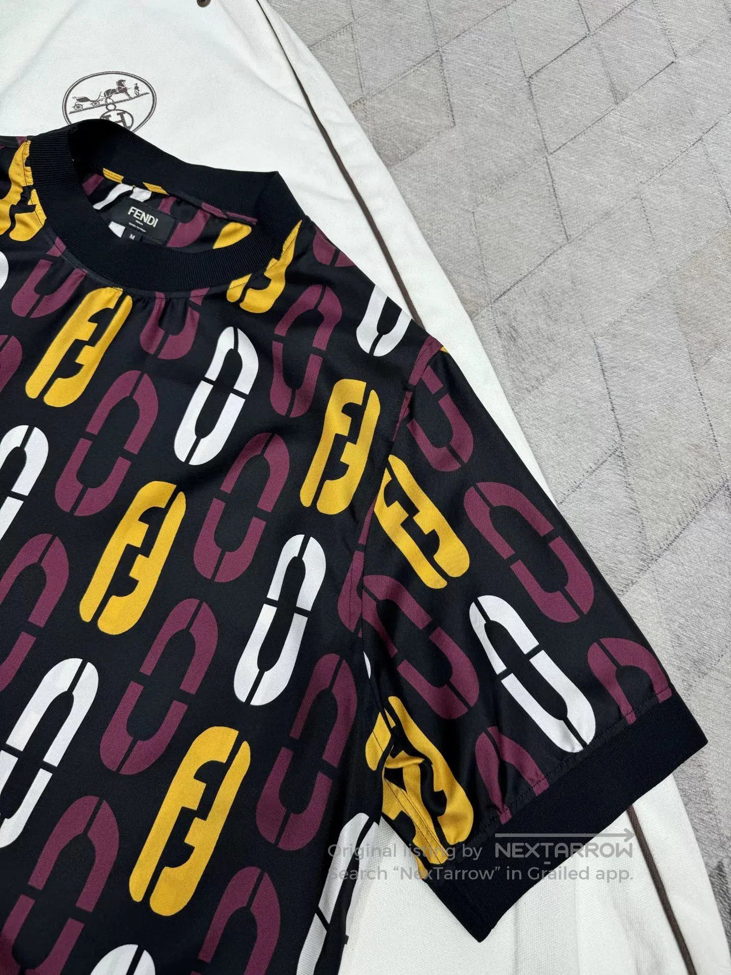 Fendi Fendi FF Logo Silk Short-Sleeve Top. Size US M / EU 48-50 / 2 - 3 Thumbnail