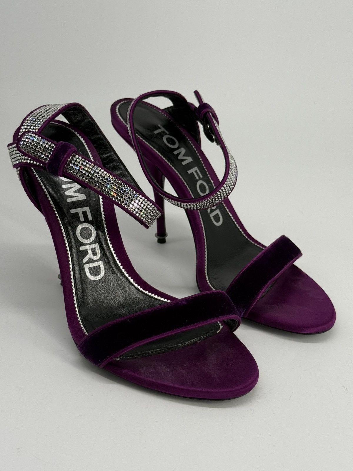 Tom Ford Tom Ford Purple Velvet Crystal Embellished Sandals size 39 Size US 8.5 / IT 38.5 - 2 Thumbnail
