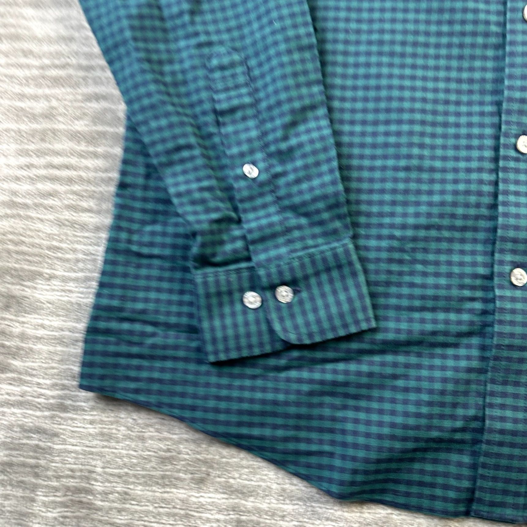Brooks Brothers Brooks Brothers Shirt Mens Large Green Button Up Regent Fit Stretch Non Iron Shirt Size US L / EU 52-54 / 3 - 3 Thumbnail
