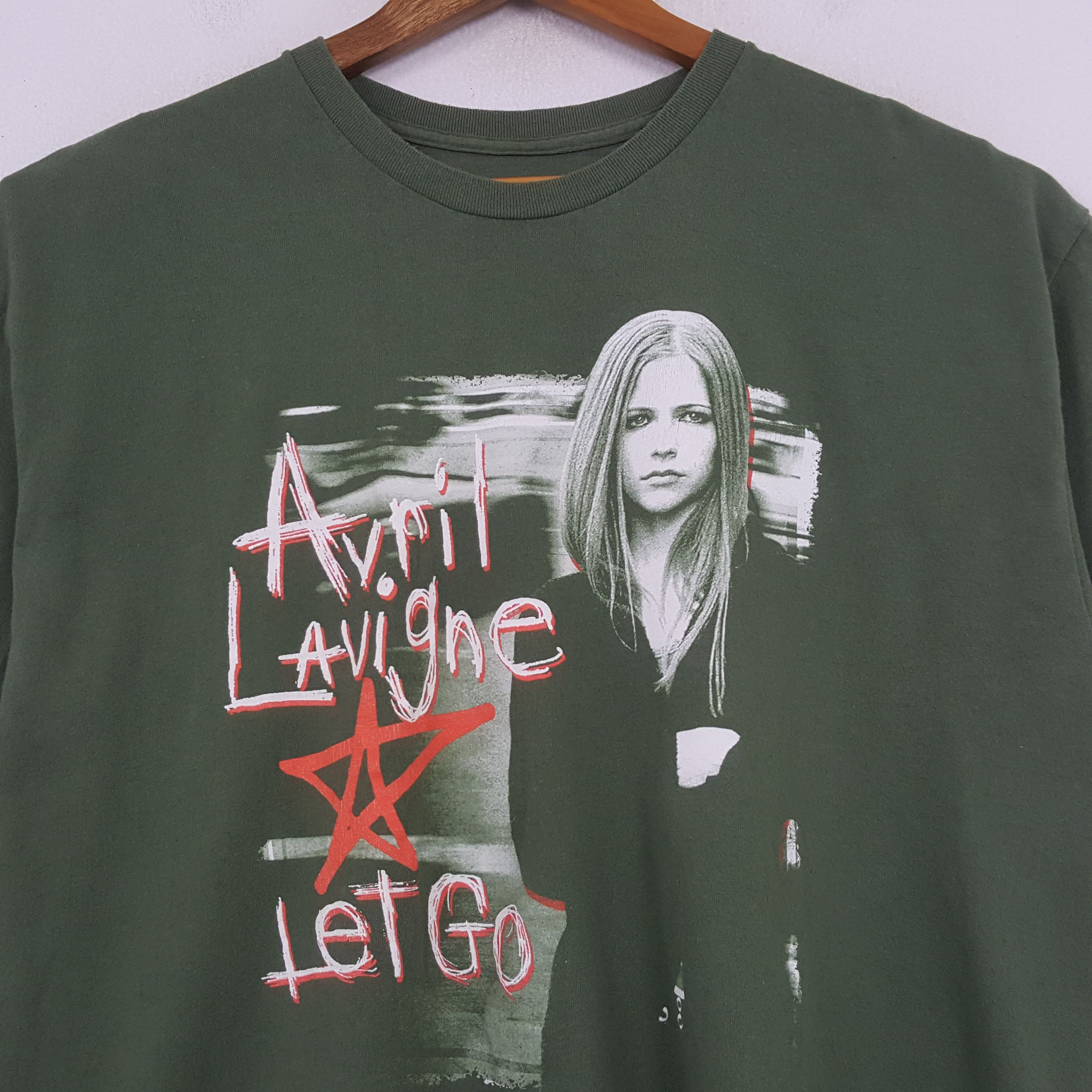 Band Tees Vintage Avril Laving Canadian Singer Let Go T-shirt C285N79 Size US XL / EU 56 / 4 - 2 Thumbnail