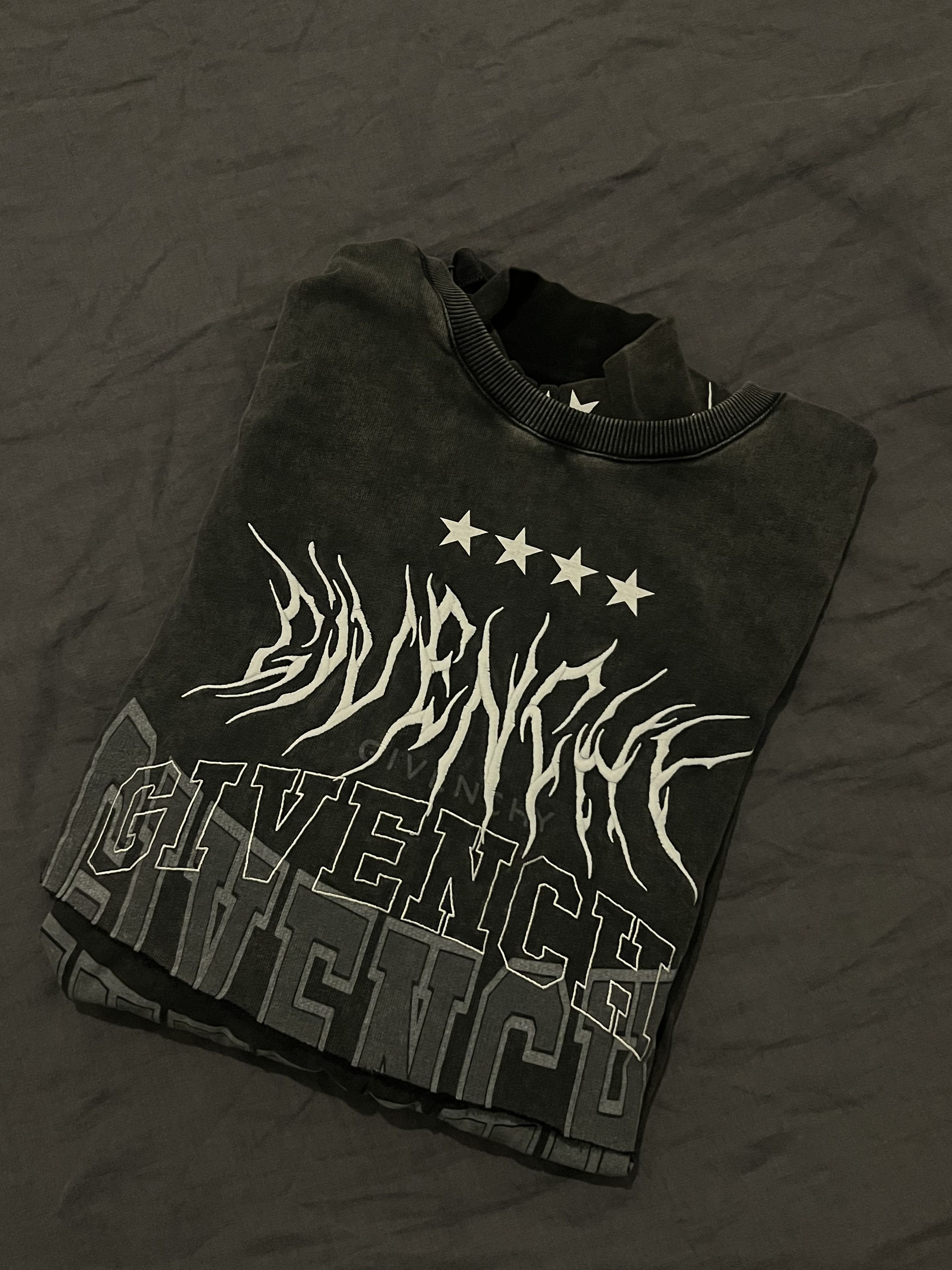 Givenchy Runway Fall 22 T-Shirt/Sweater Size US L / EU 52-54 / 3 - 4 Thumbnail