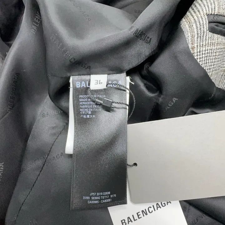 Balenciaga Balenciaga Gray Plaid Blazer for Women 0079-2507 Size S / US 4 / IT 40 - 5 Thumbnail
