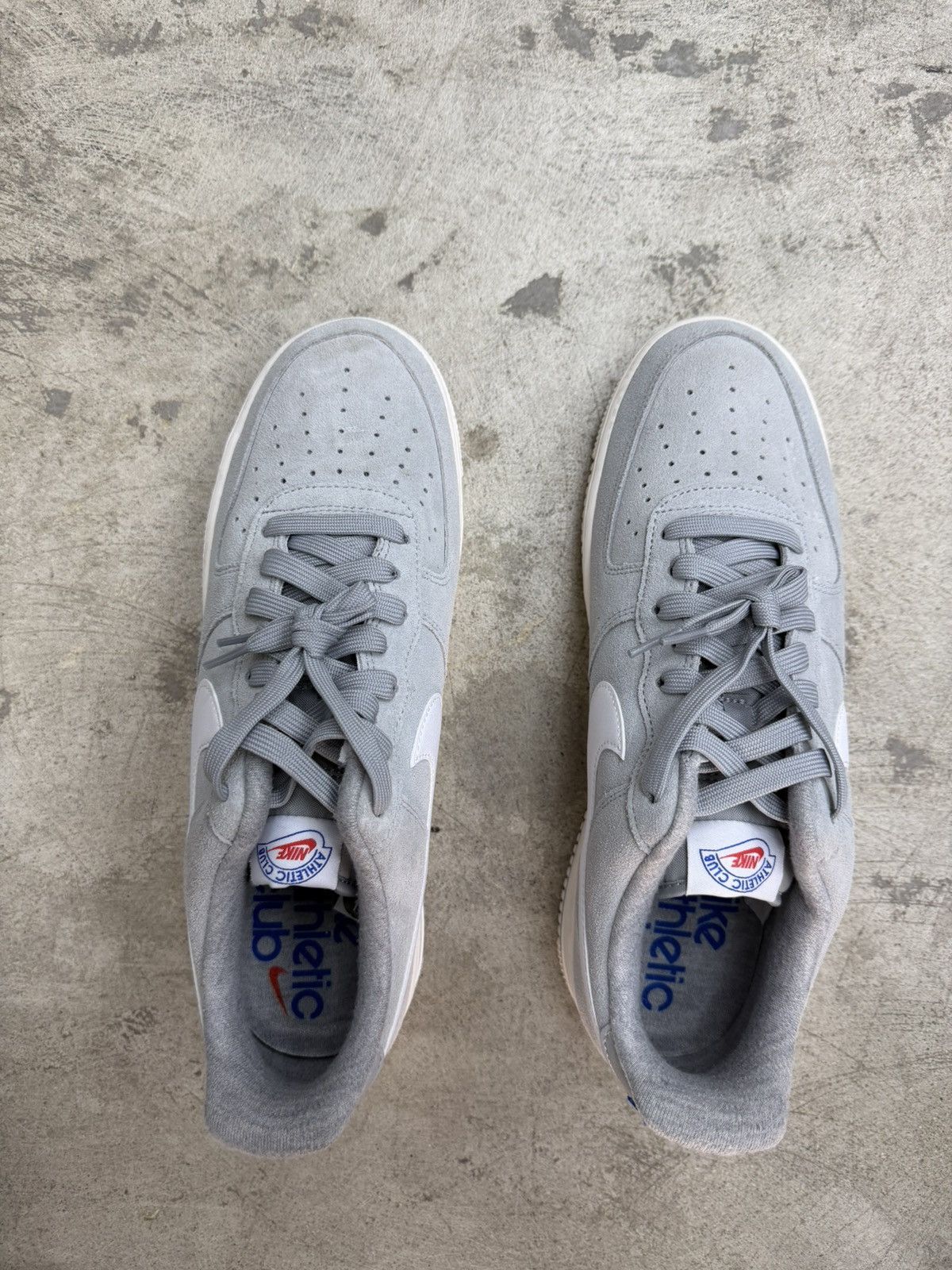 Nike Nike Air Force 1 Low Athletic Club Light Smoke Size US 11 / EU 44 - 2 Thumbnail