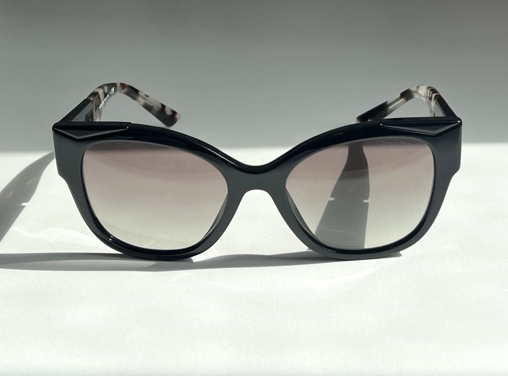 Prada Prada SPR 02W Sunglasses Size ONE SIZE - 1 Thumbnail