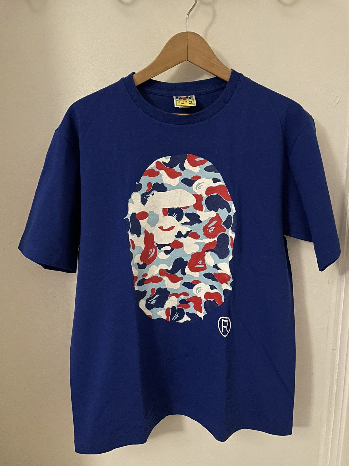 Bape T-shirt Bape store Paris Size US XL / EU 56 / 4 - 1 Thumbnail