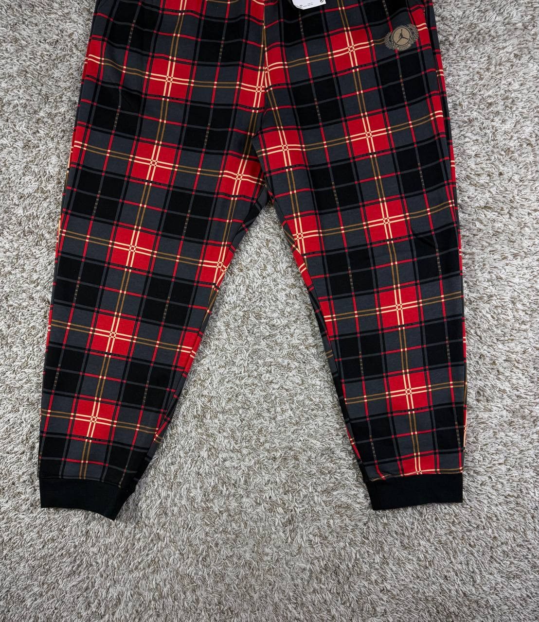 Nike Jordan Essential Festive Plaid Fleece Sweatpants DV9388-612 Size US 38 / EU 54 - 3 Thumbnail