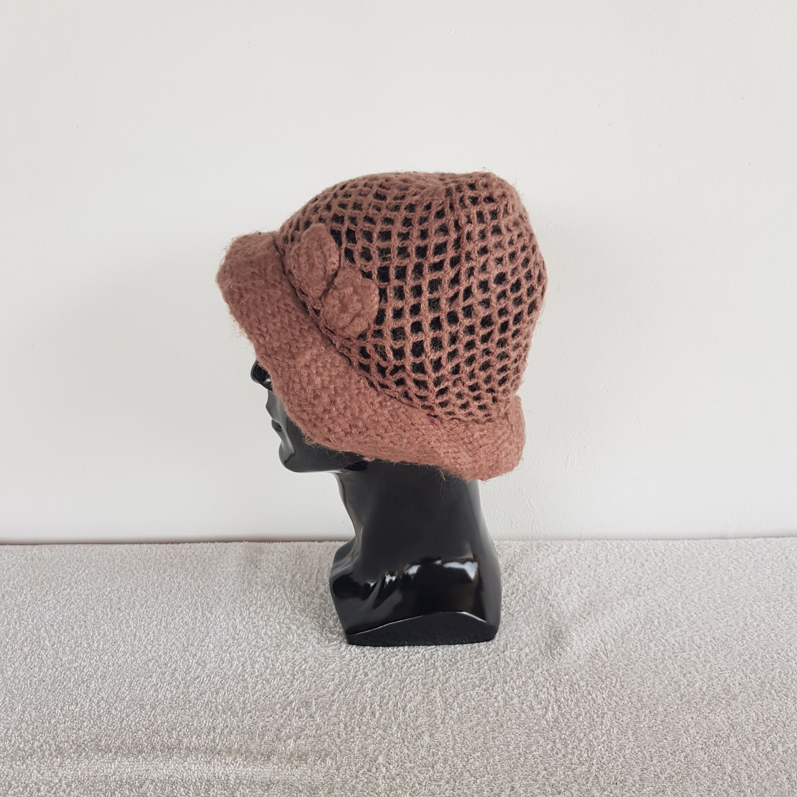 Japanese Brand Vintage Japanese Beanie Giant Crochet Flowers Snow Caps Hats Size ONE SIZE - 4 Thumbnail