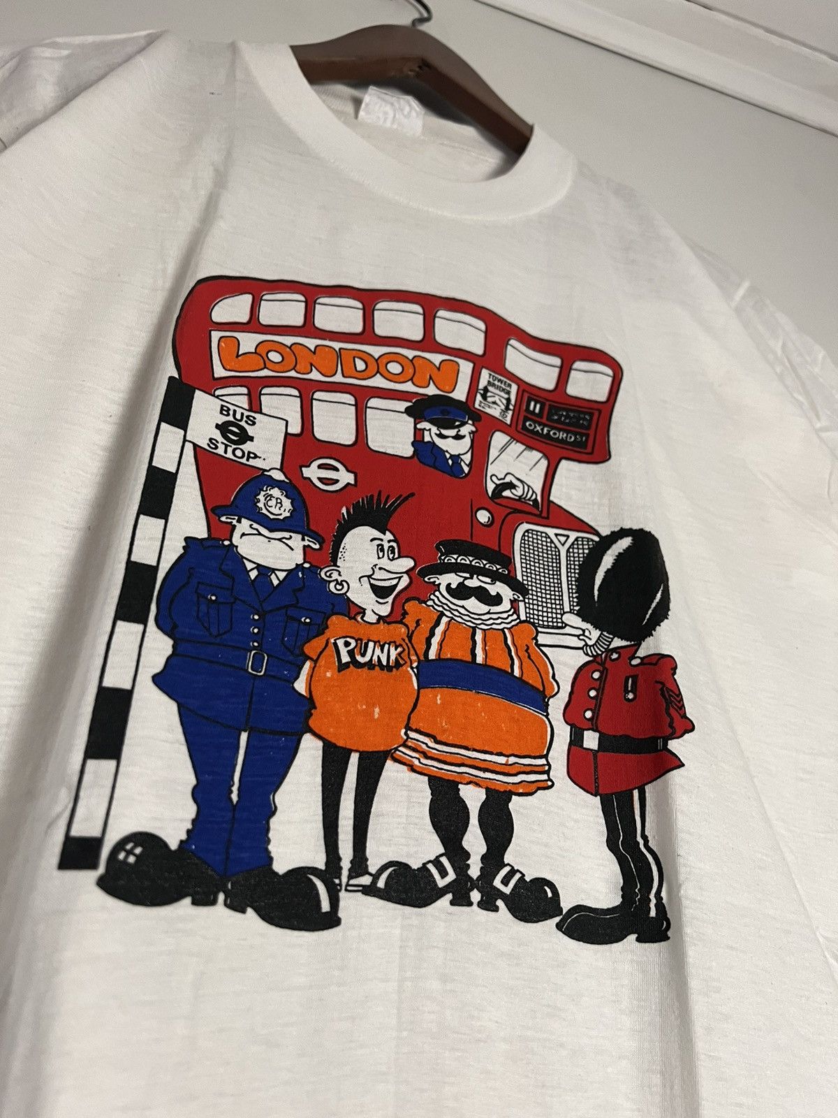 Band Tees × Vintage 🔥80s🔥 London Punk tee Size US XL / EU 56 / 4 - 1 Thumbnail
