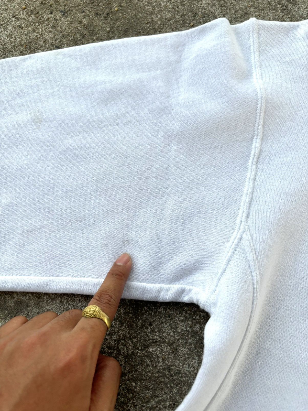 Vintage Vintage Russell Athletic Hoodie White Size US S / EU 44-46 / 1 - 10 Thumbnail