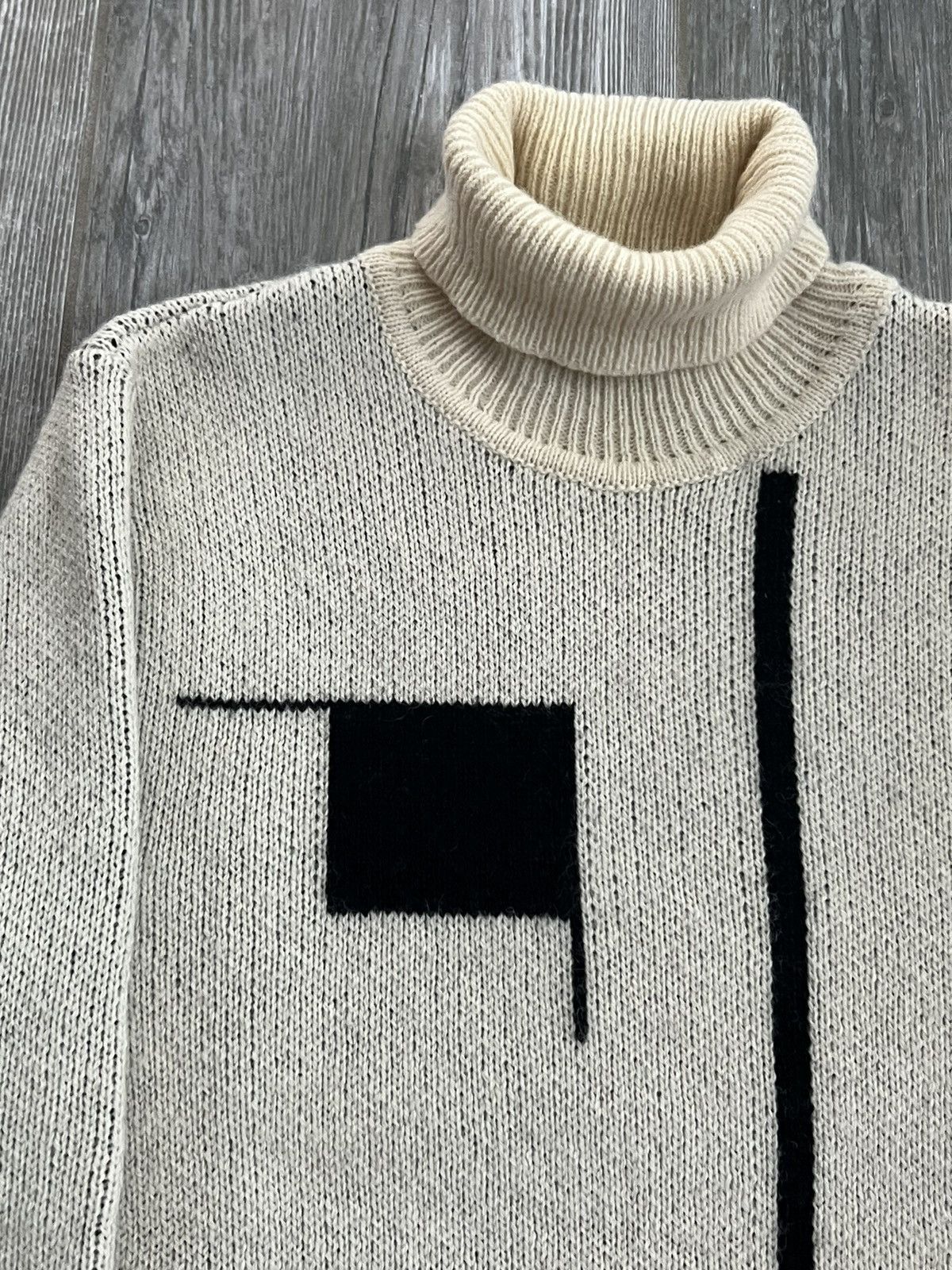 Raf Simons AW2003-2004 Raf Simons Closer Bauhaus Runway Knit Turtleneck Size US XL / EU 56 / 4 - 4 Thumbnail