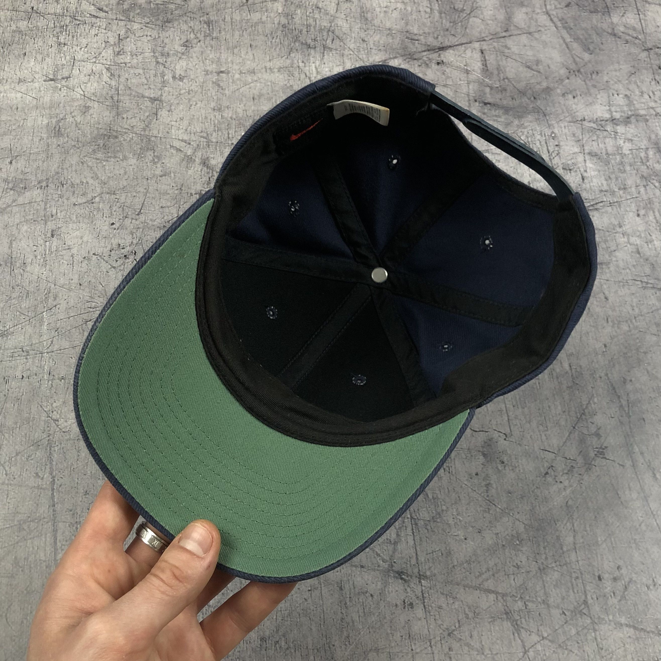 Nike Vintage Nike Cap Size ONE SIZE - 6 Thumbnail
