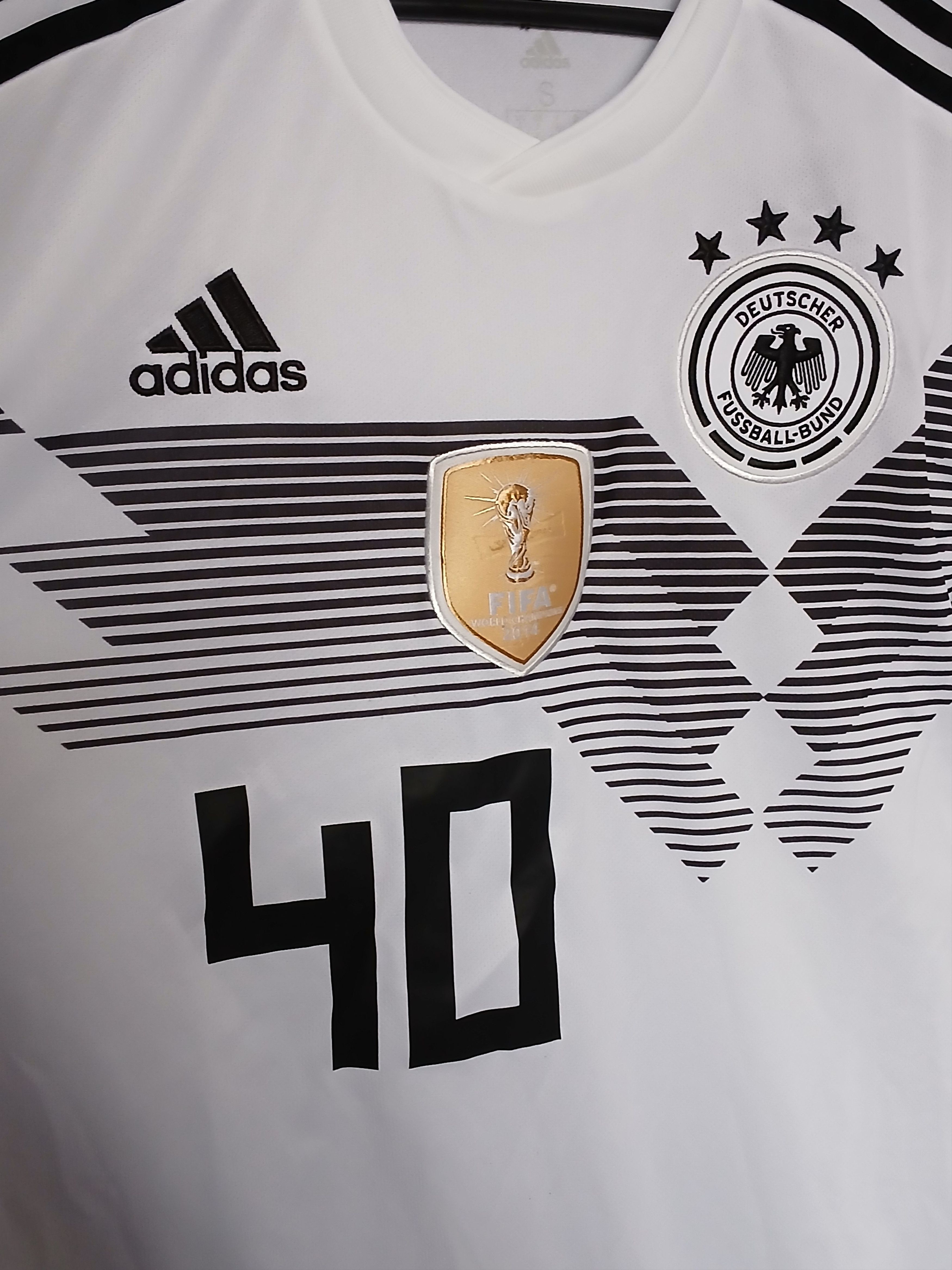 Adidas New Germany National Football Team 18/19 Home Jersey T-Shirt Size US S / EU 44-46 / 1 - 3 Thumbnail
