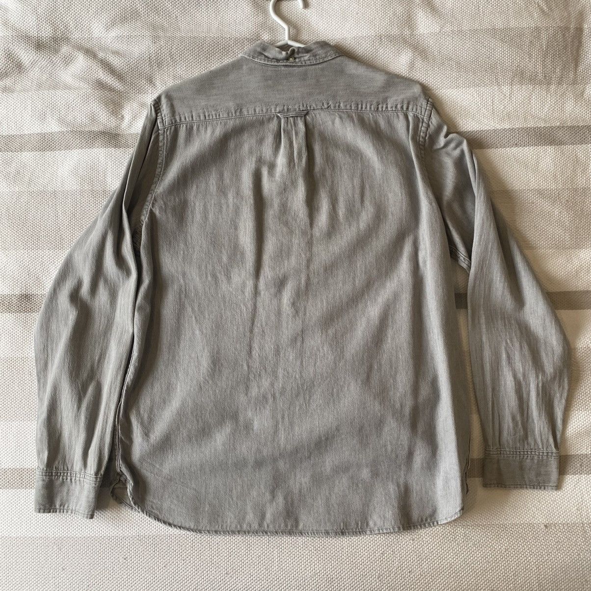H&M H&M Grey Button-Up Shirt (M) Size US M / EU 48-50 / 2 - 4 Thumbnail