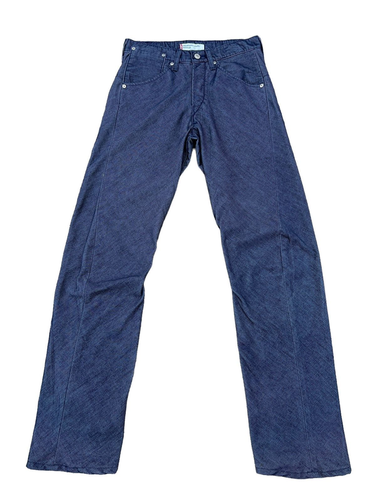 Levi's Vintage 2001 Levi’s Engineered Jeans Regular Corduroy Pant Size US 30 / EU 46 - 1 Thumbnail