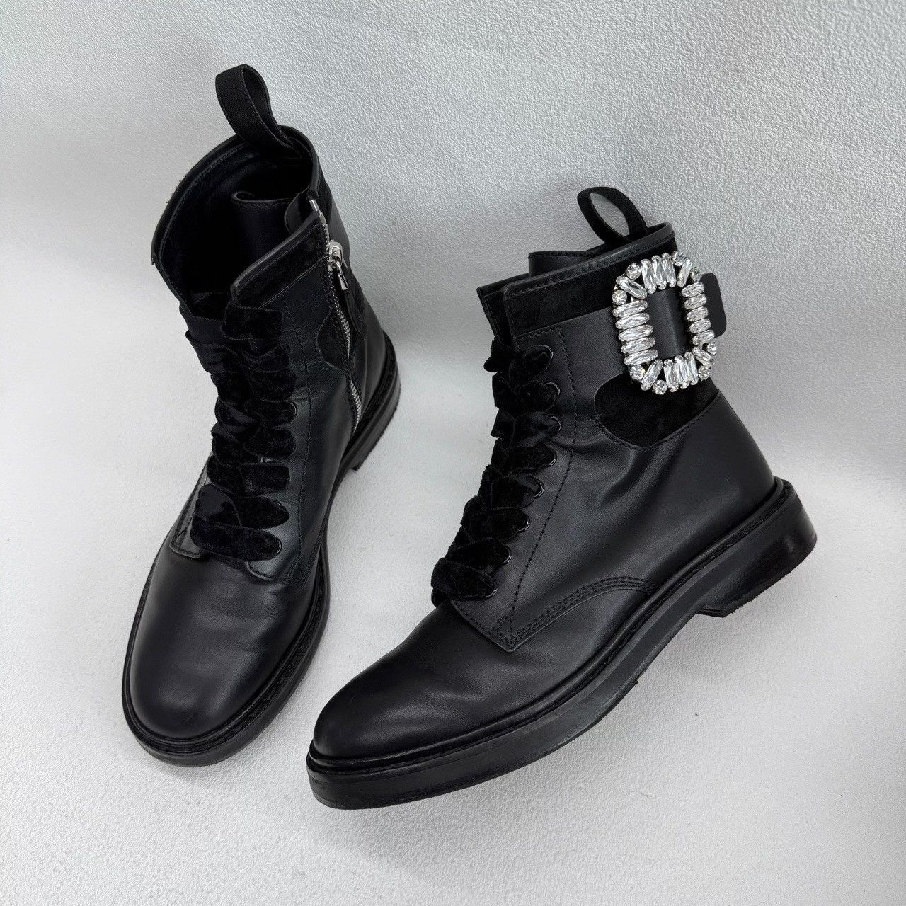 Roger Vivier Roger Vivier Retro Black Boots us_7-5 Women Size US 7.5 / IT 37.5 - 1 Thumbnail