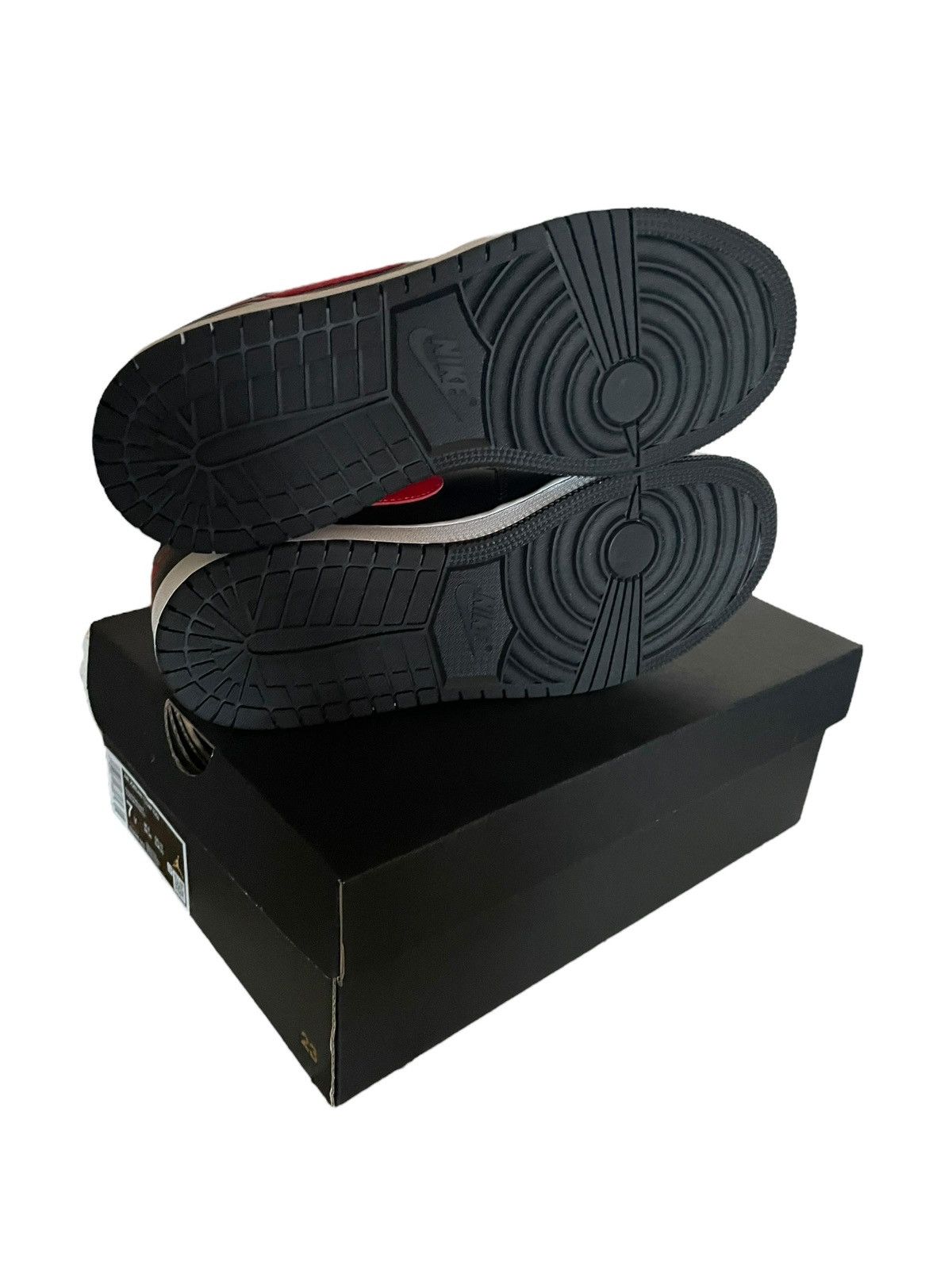Jordan Brand × Nike Air Jordan 1 Low Black Fire Red GS (553560-063) Size US 7 / EU 40 - 6 Thumbnail