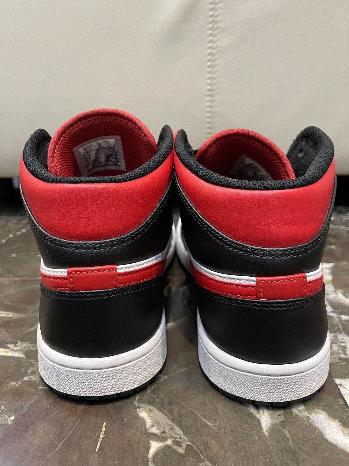Jordan Brand Air Jordan 1 Mid Fire Red Size US 8.5 / EU 41-42 - 3 Thumbnail