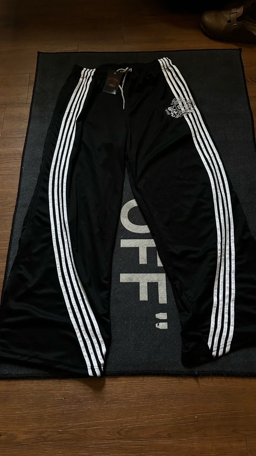 Other SHATTEREDLOVERZ SWEATPANTS Size US 34 / EU 50 - 1 Thumbnail