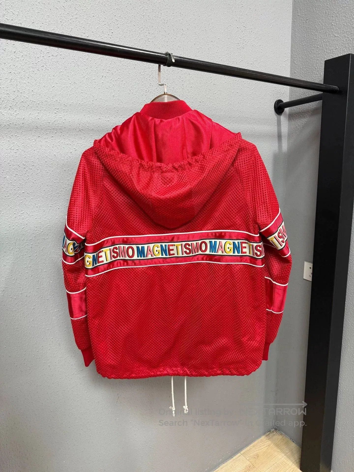 Gucci red gucci windbreaker jacket size small. Size US S / EU 44-46 / 1 - 2 Thumbnail