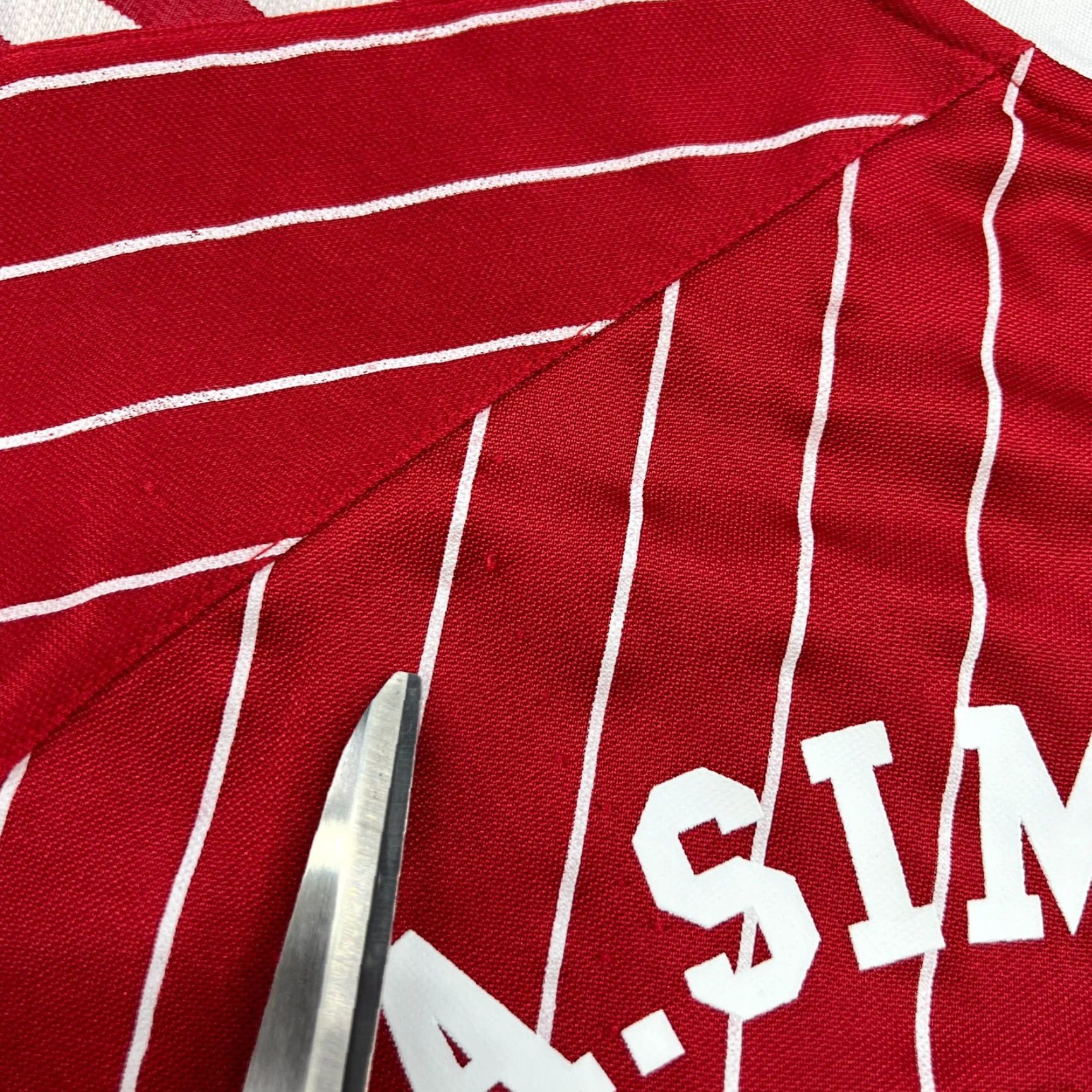 Hummel Hummel Shirt Denmark 1982 1983 Home Simonsen #9 Football Retro Jersey Mens 2XL Multicolor Short Sleeve T-Shirt Size US XXL / EU 58 / 5 - 6 Thumbnail