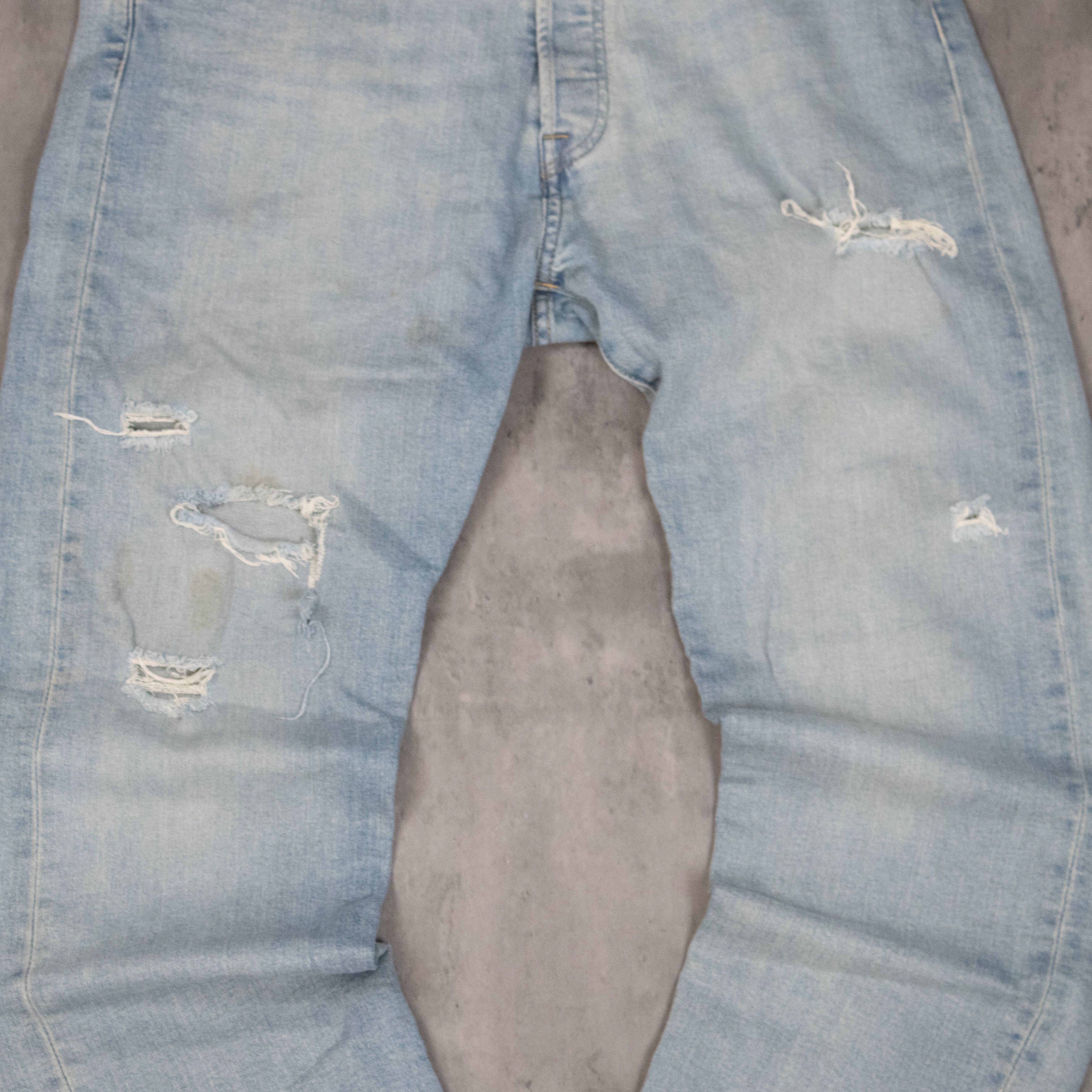 Levi's Levis 501 Straight Legged Distressed Midwash Denim Pant’s Size US 34 / EU 50 - 7 Thumbnail