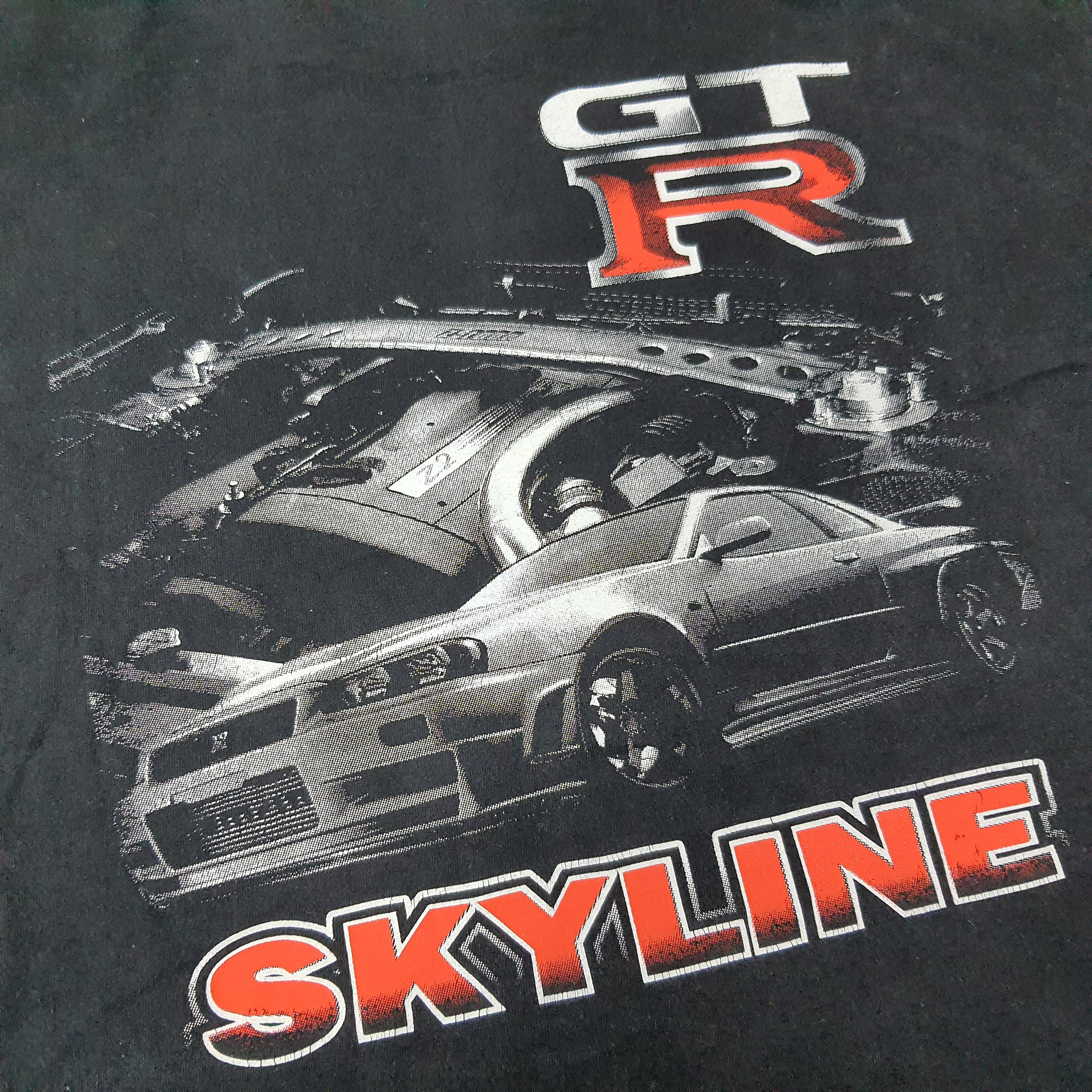 Vintage Vintage Nissan GTR Skyline Motorsports Tshirt C267N13 Size US XL / EU 56 / 4 - 2 Thumbnail