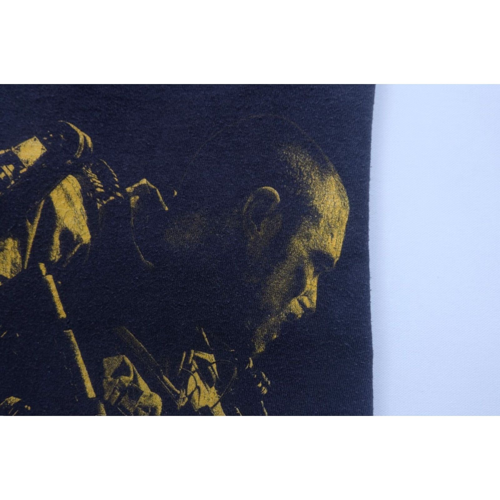 Vintage VINTAGE CALL OF DUTY PROMO Y2K RETRO ADVANCED WARFARE GRAPHIC BLACK T SHIRT SZ S Mens Size US S / EU 44-46 / 1 - 4 Thumbnail