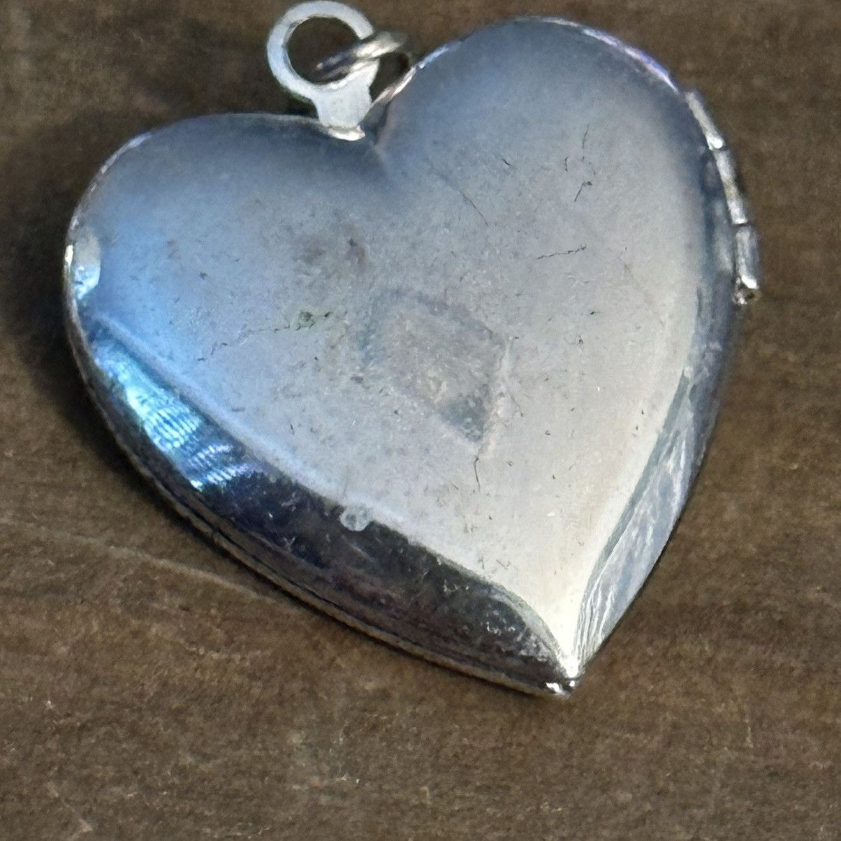 Vintage Vintage silver tone heart pocket pendant Size ONE SIZE - 4 Thumbnail