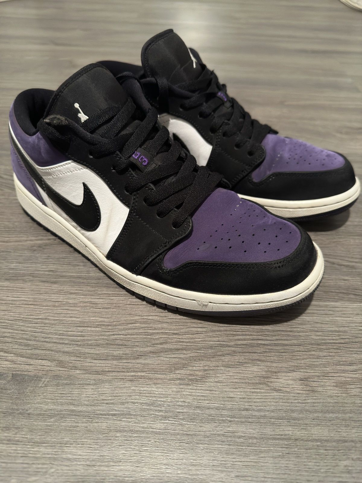 Jordan Brand × Nike Air Jordan 1 Low Court Purple Size US 10 / EU 43 - 1 Thumbnail