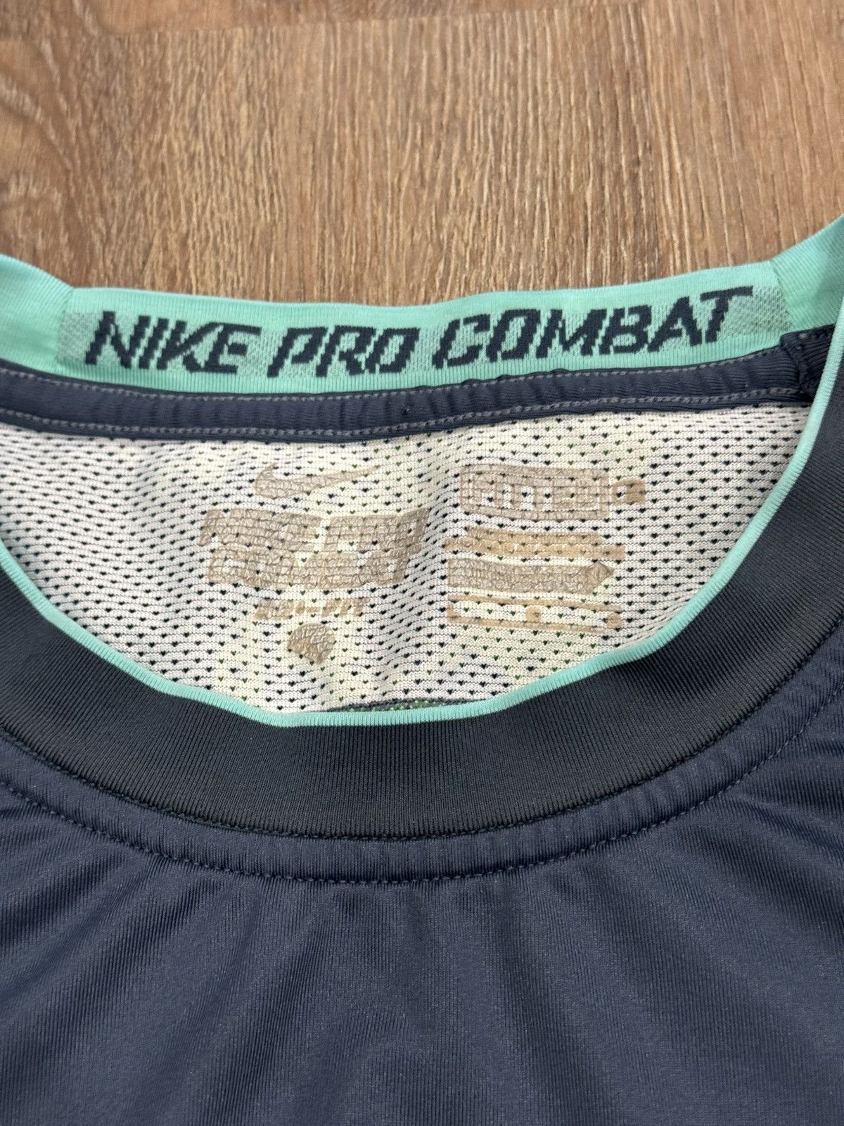 Nike Nike Pro Combat Dri-Fit Compression Shirt Size US L / EU 52-54 / 3 - 7 Thumbnail