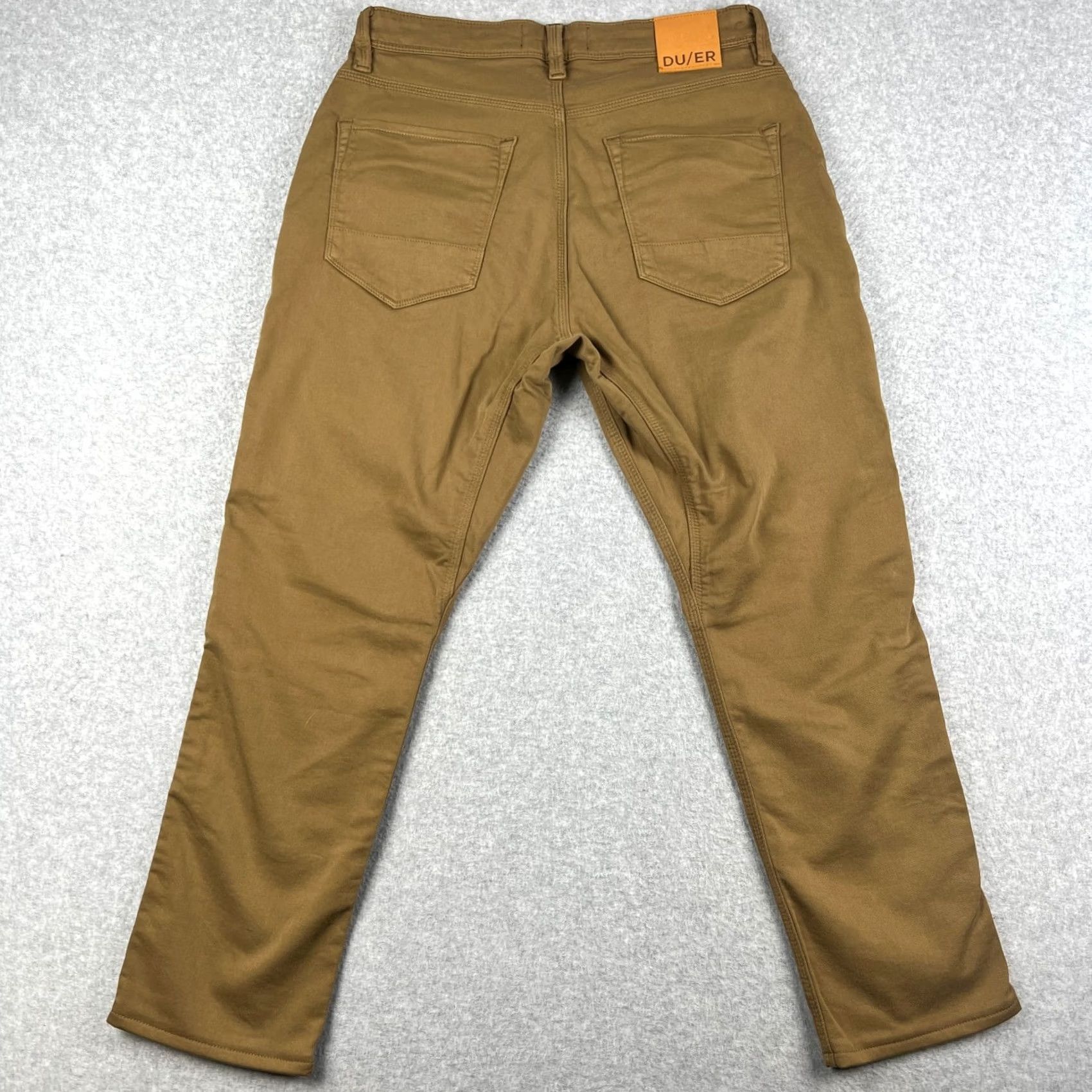 DUER DUER DU/ER No Sweat N2X Relaxed Taper Pants Chino Stretch Beige 32x28 Mens Size US 32 / EU 48 - 2 Thumbnail