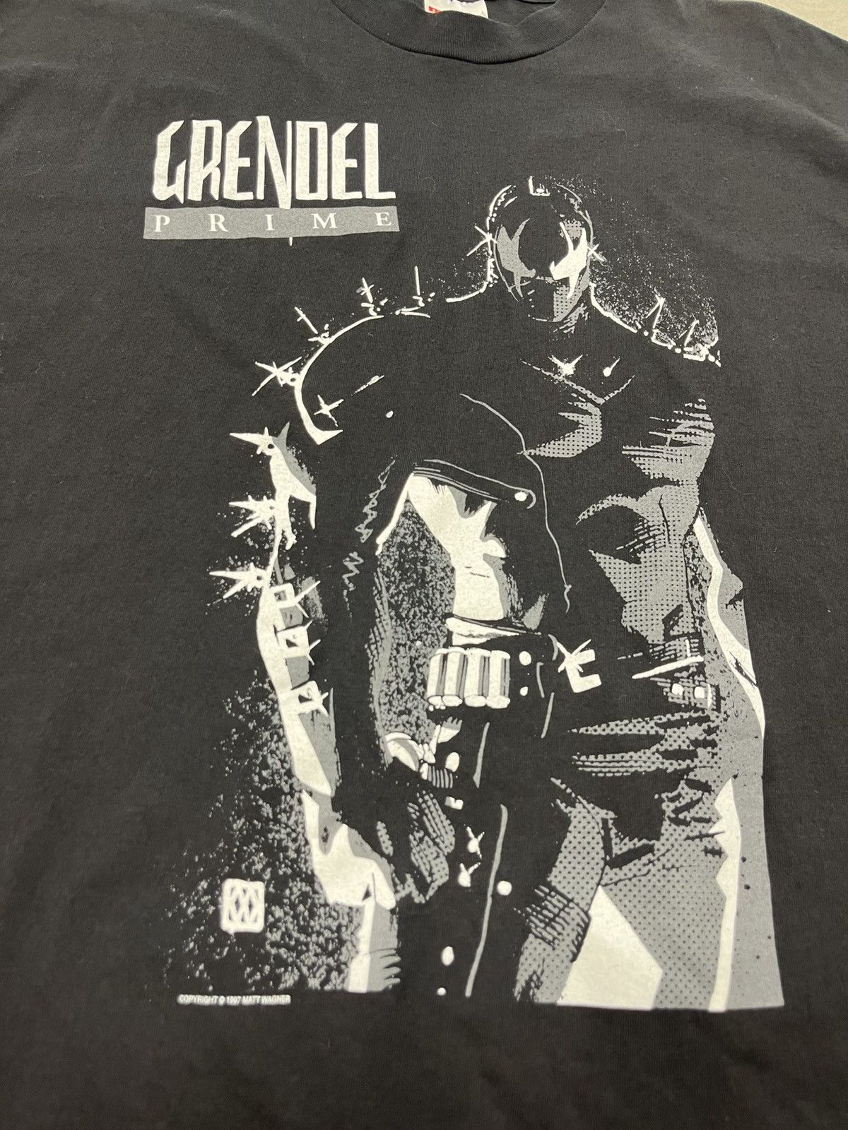 DC Comics Grendel Prime comic book tee Size US XXL / EU 58 / 5 - 2 Thumbnail