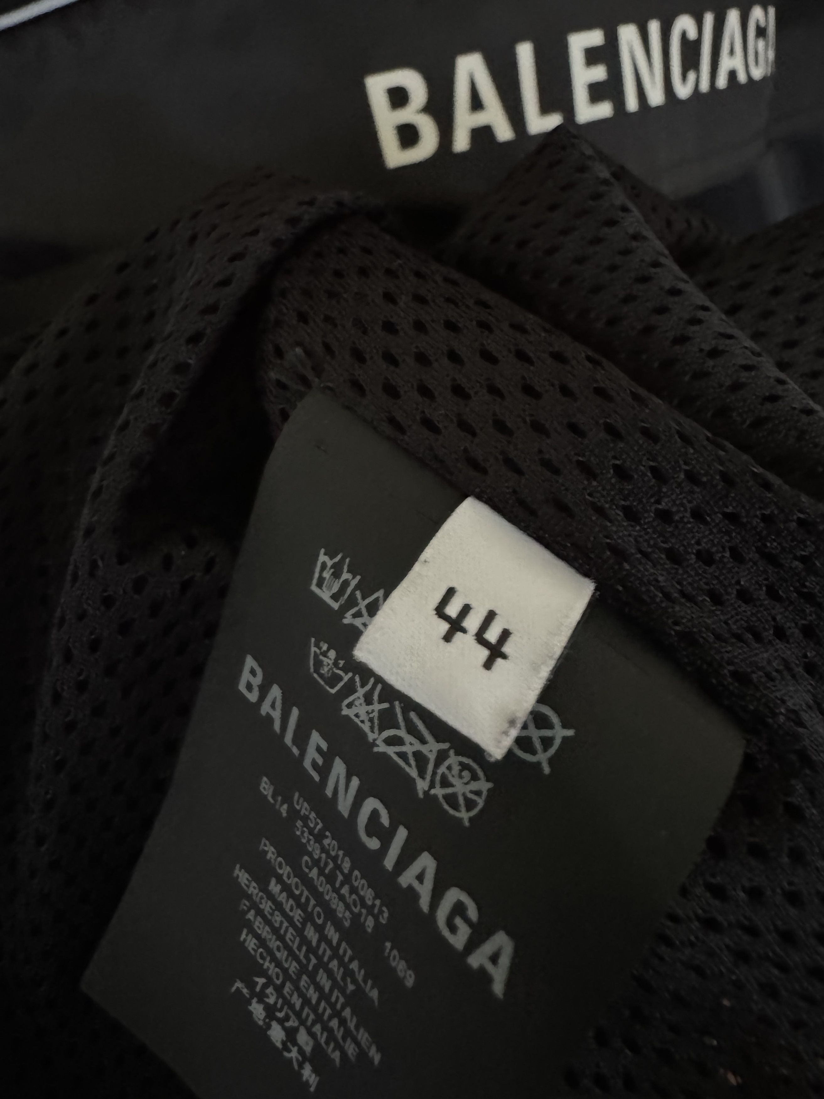 Balenciaga Balenciaga Half Zip Windbreaker Size US XL / EU 56 / 4 - 14 Thumbnail